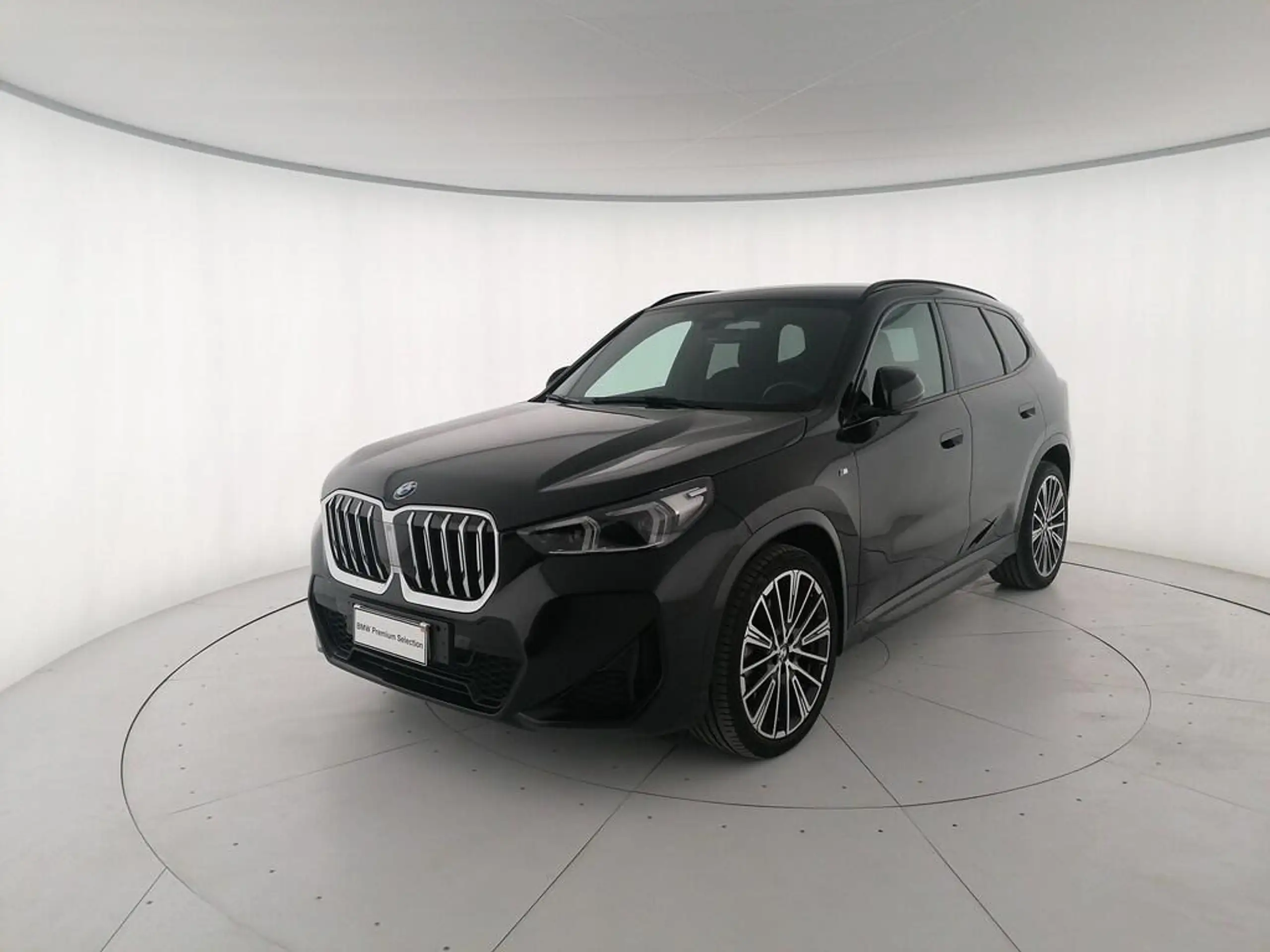 BMW - X1