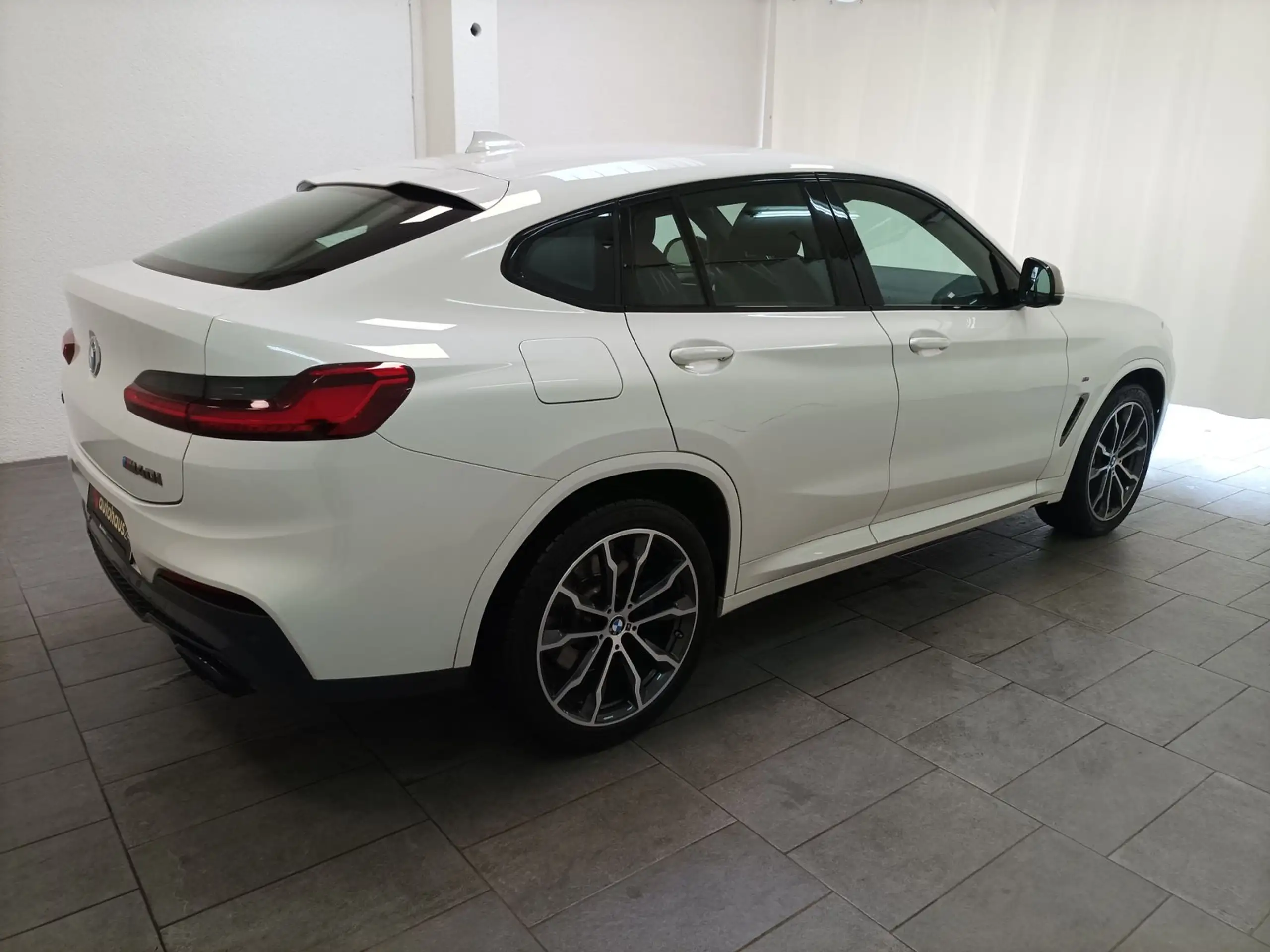 BMW - X4 M