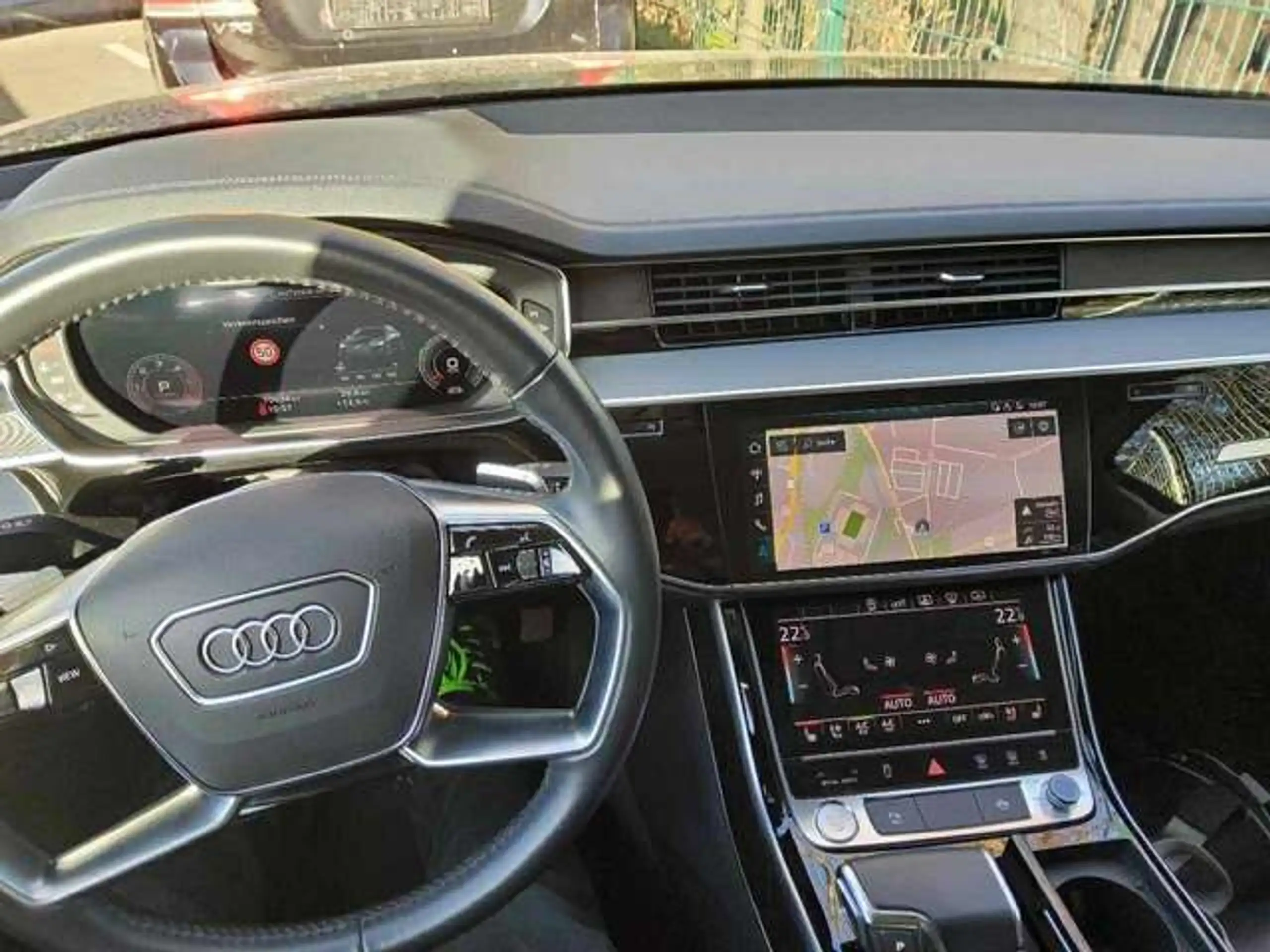 Audi - A8