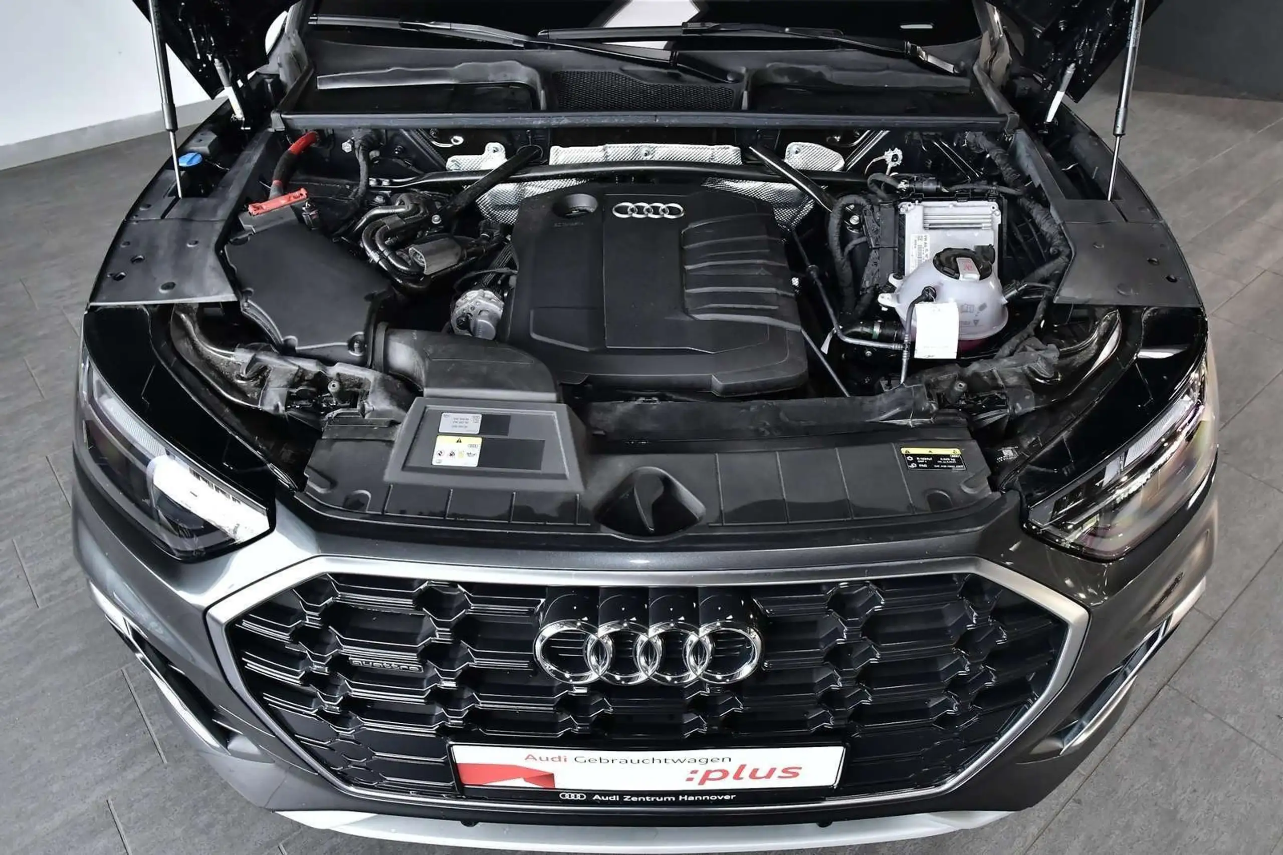 Audi - Q5