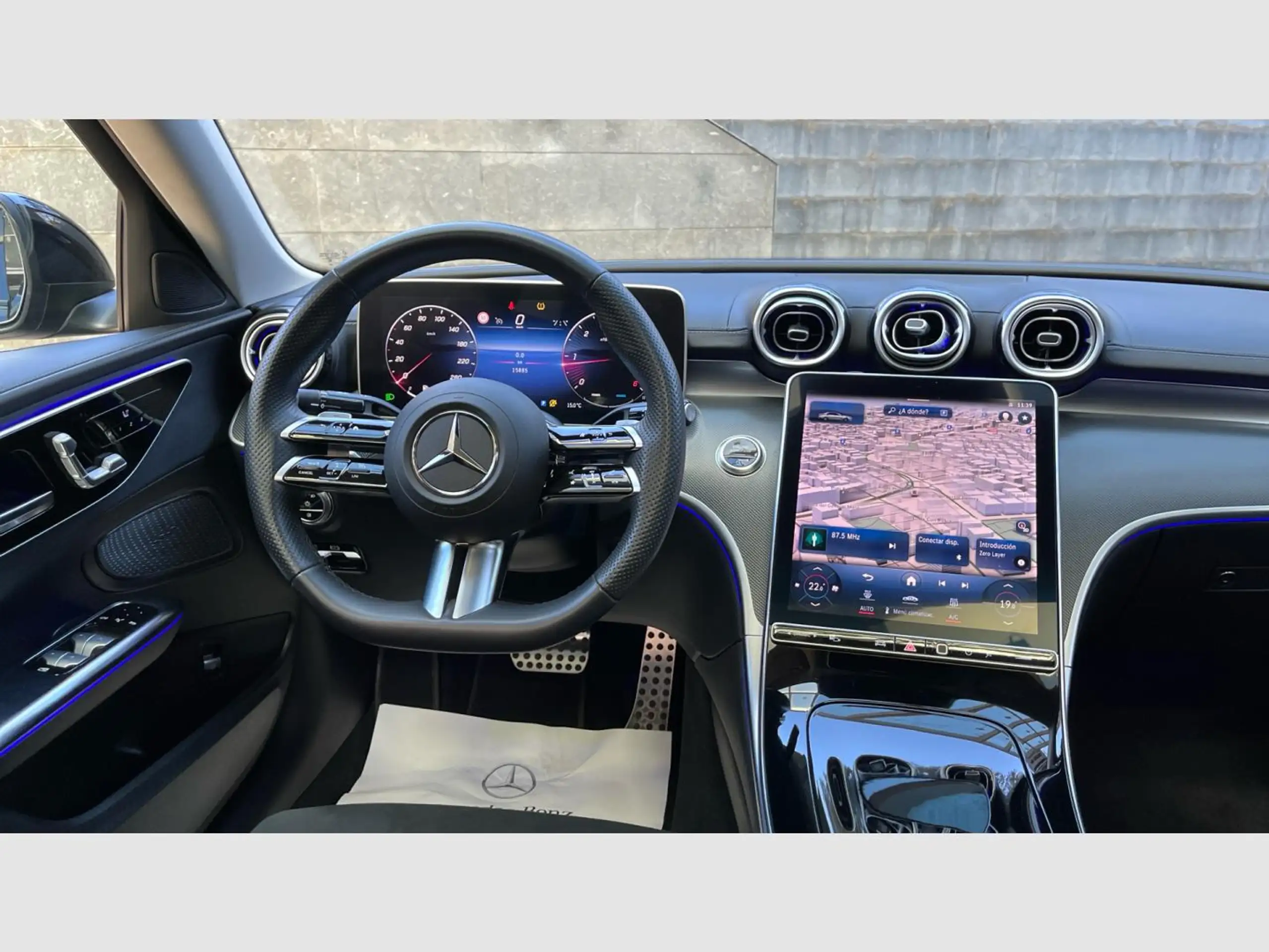 Mercedes-Benz - C 220