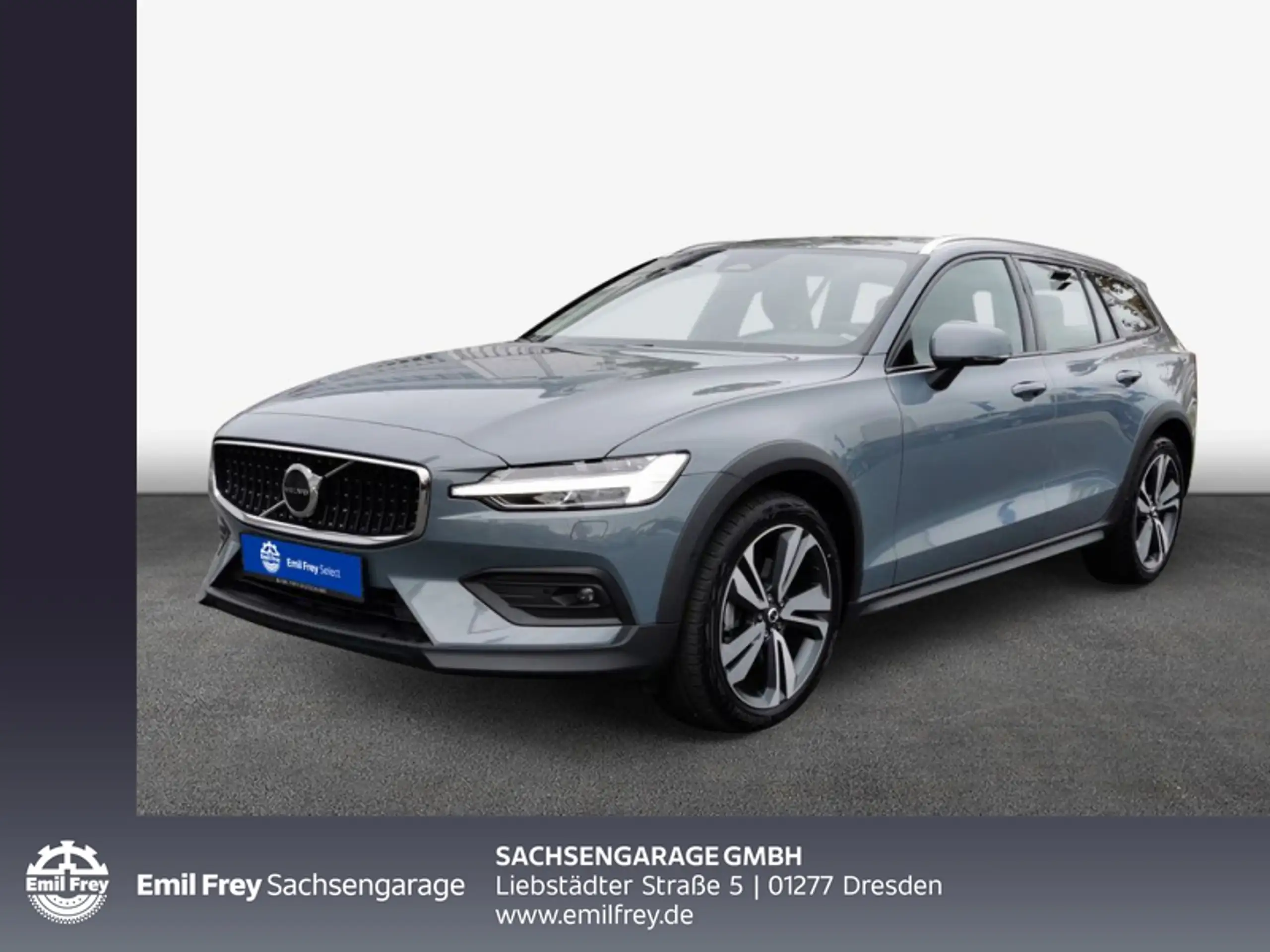 Volvo - V60 Cross Country