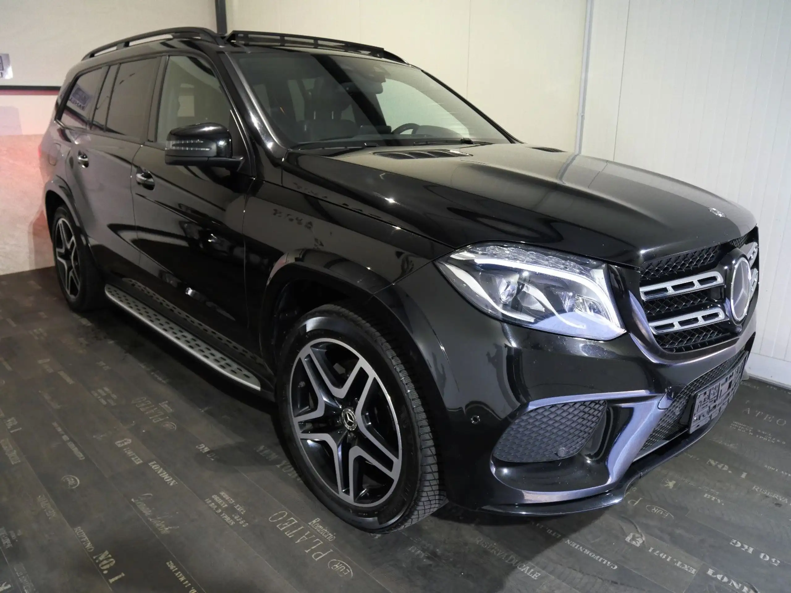 Mercedes-Benz - GLS 350