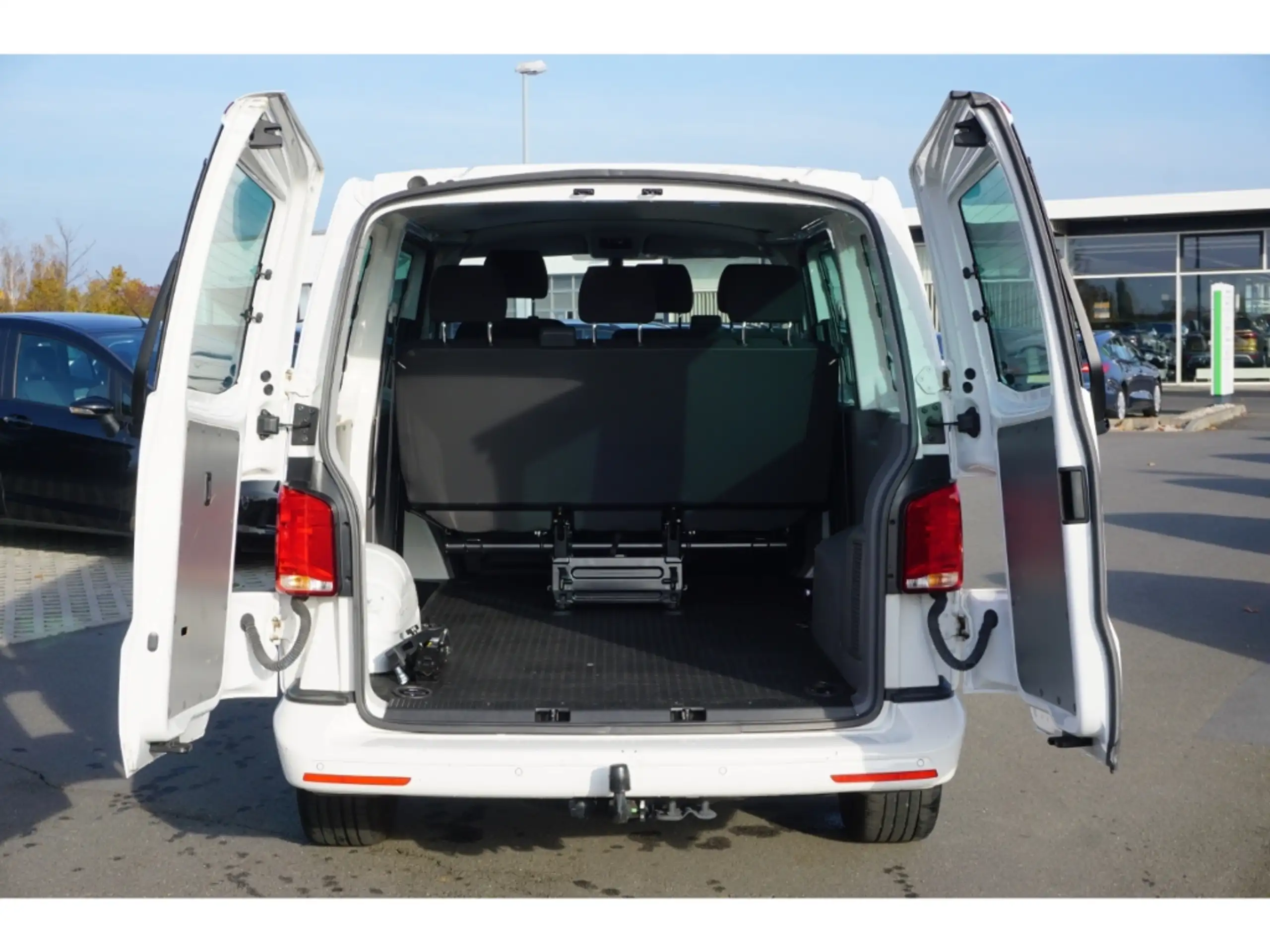 Volkswagen - T6.1 Transporter