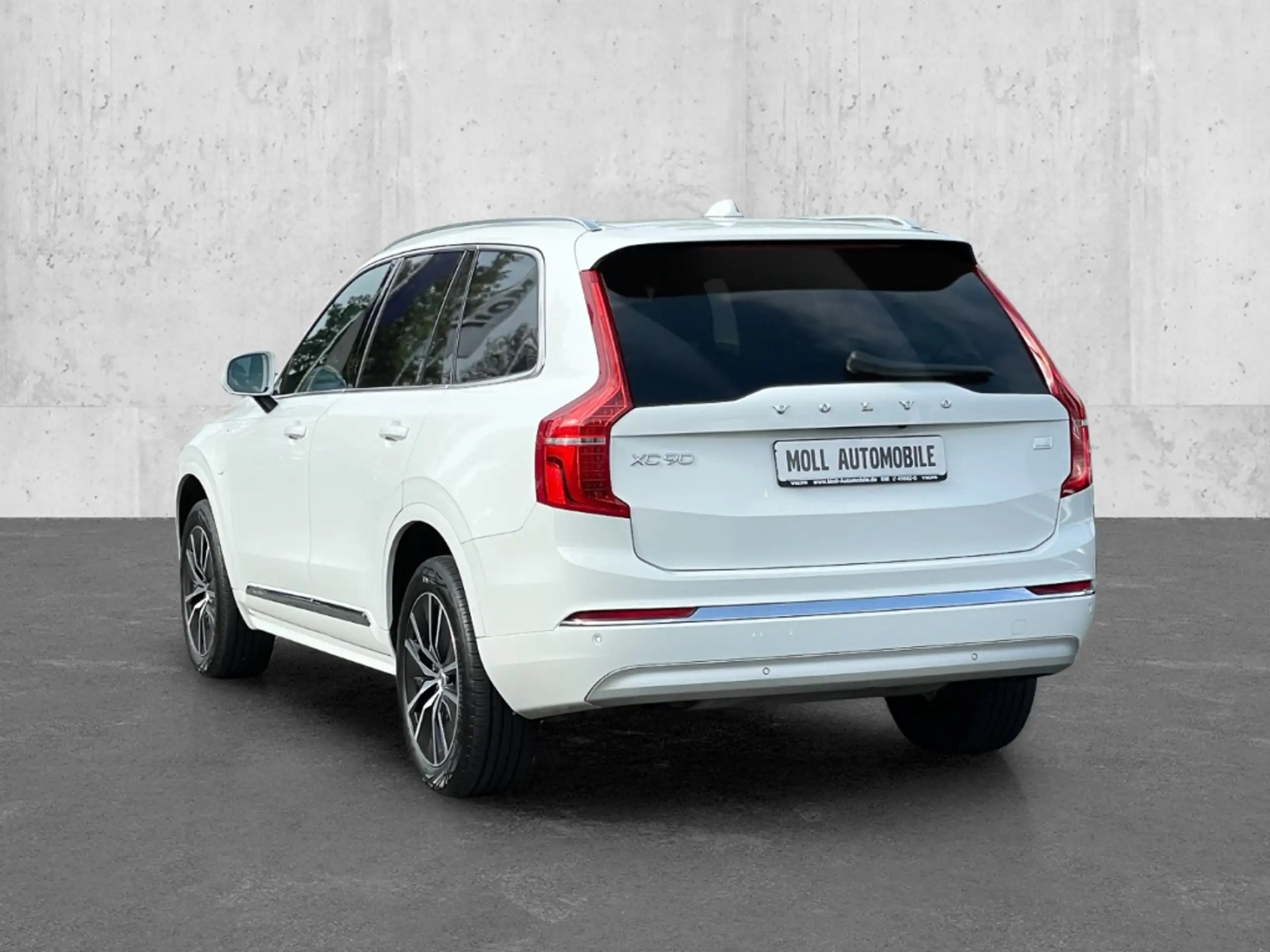 Volvo - XC90