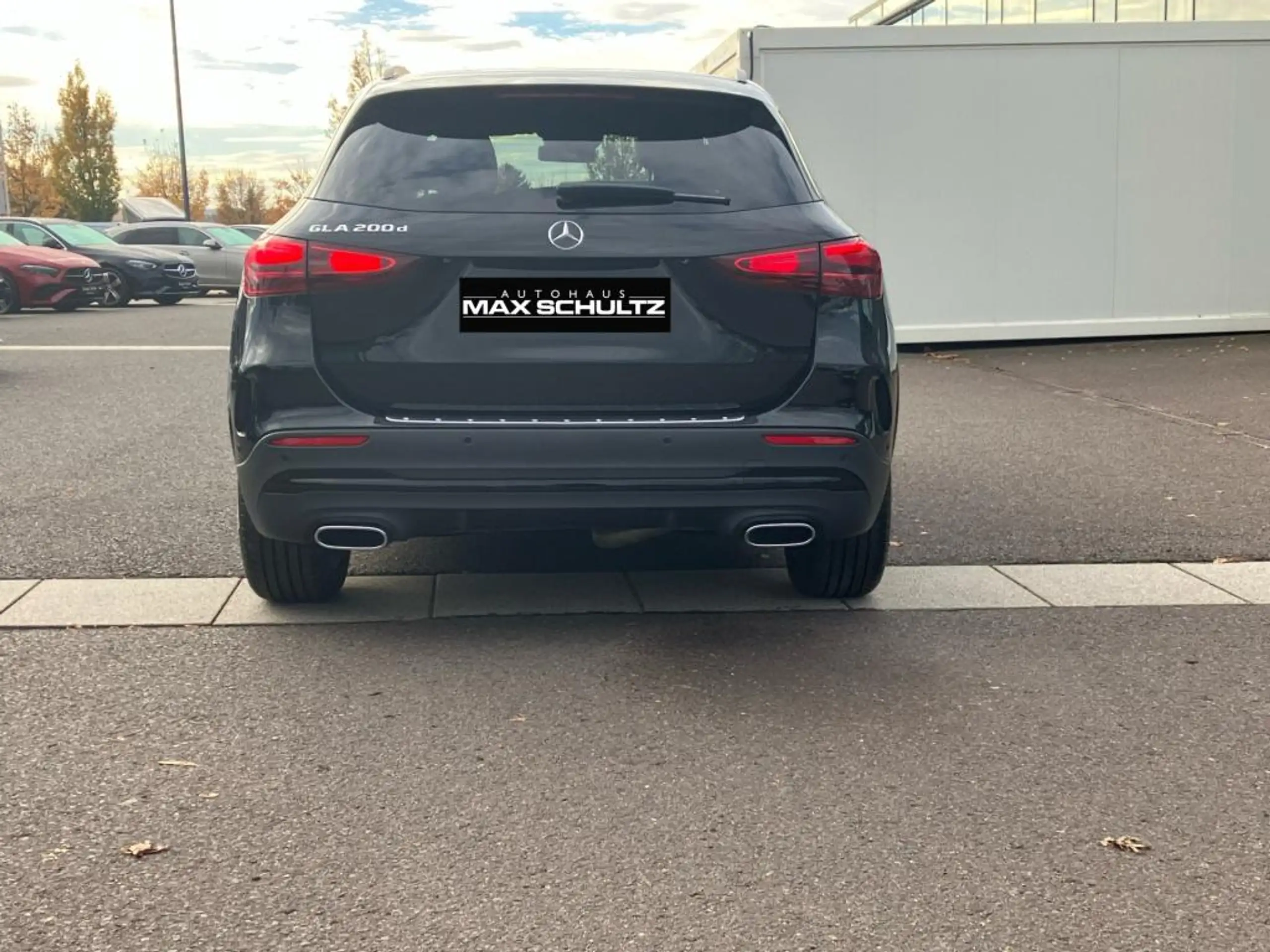 Mercedes-Benz - GLA 200