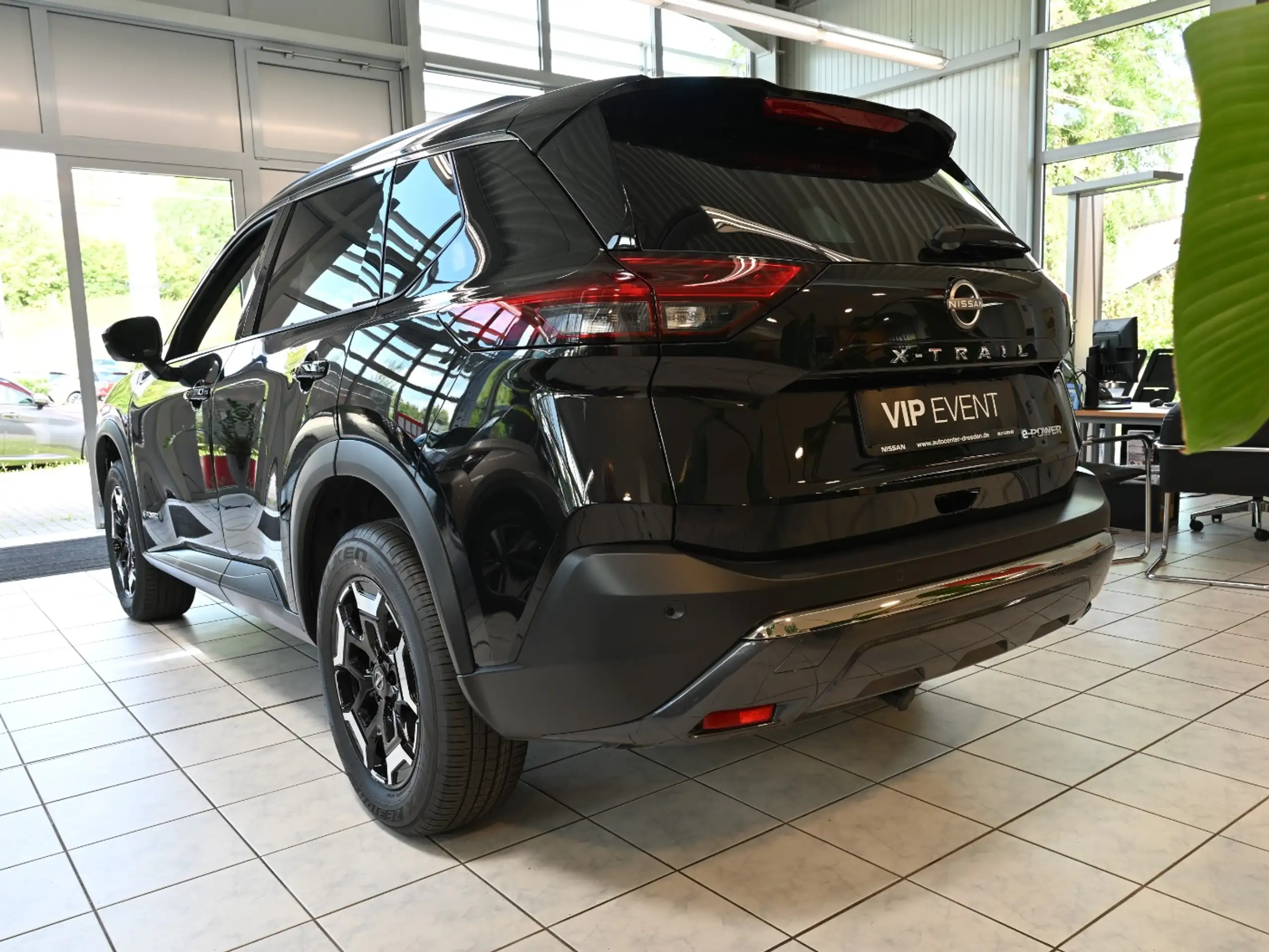 Nissan - X-Trail