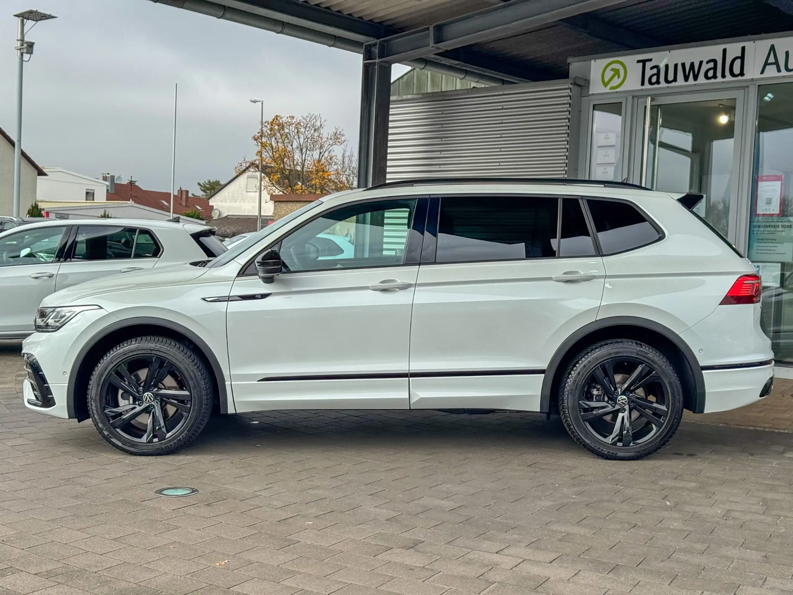 Volkswagen - Tiguan Allspace