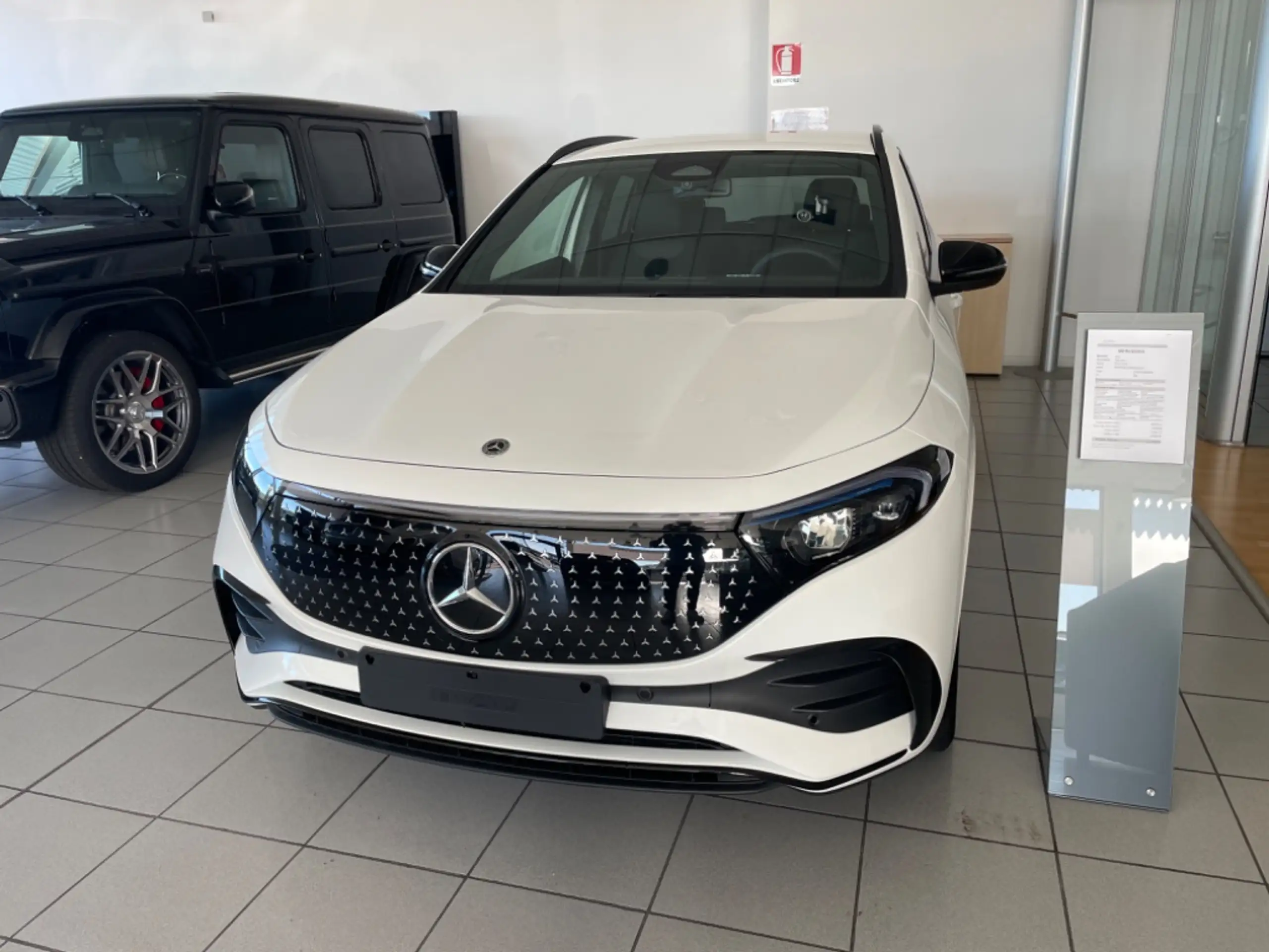 Mercedes-Benz EQA 250 2024