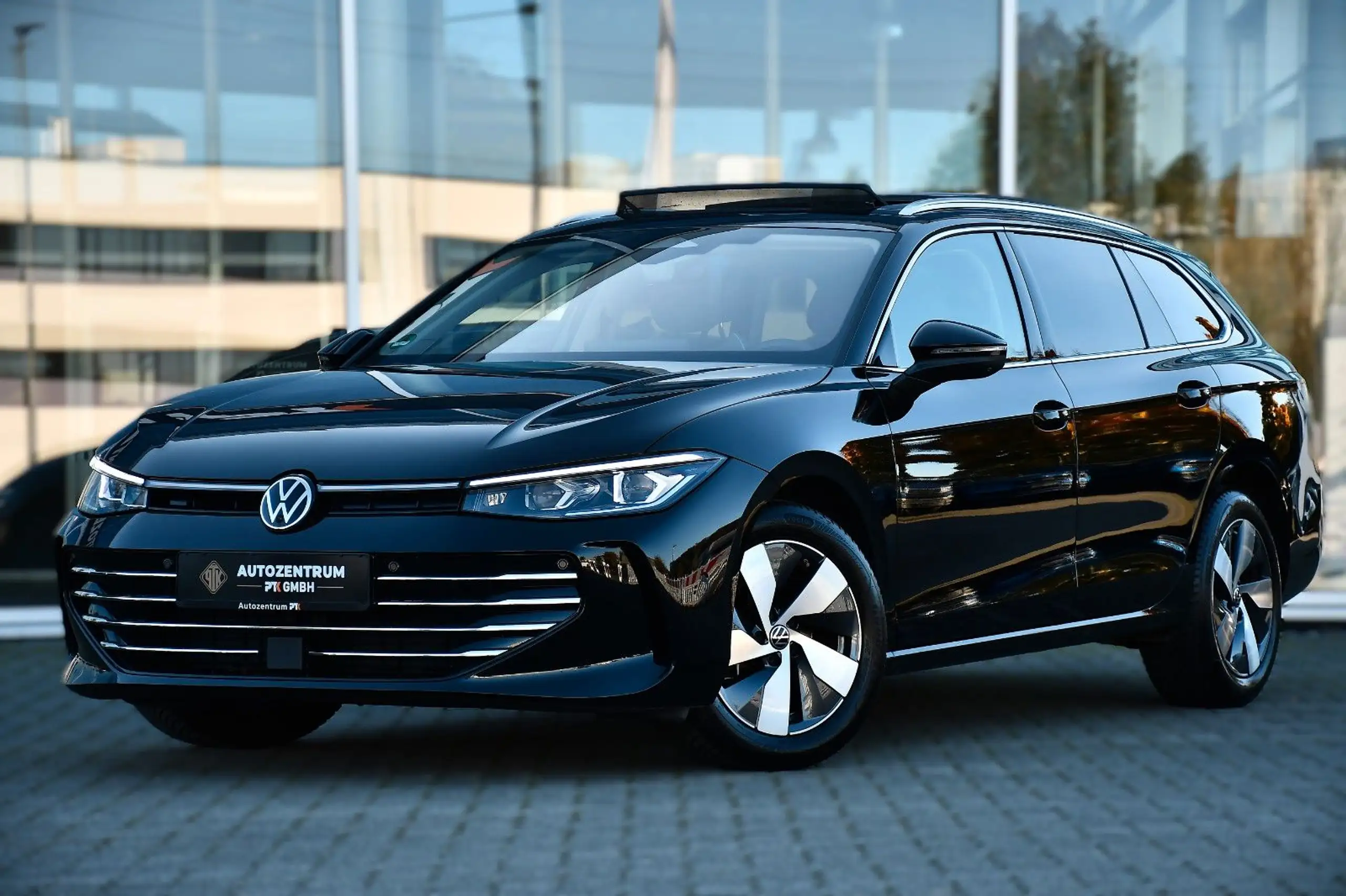 Volkswagen - Passat Variant