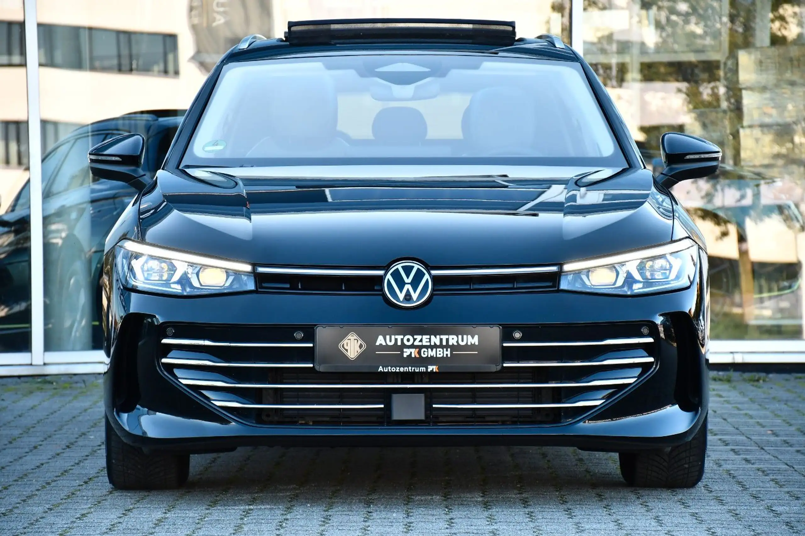 Volkswagen - Passat Variant