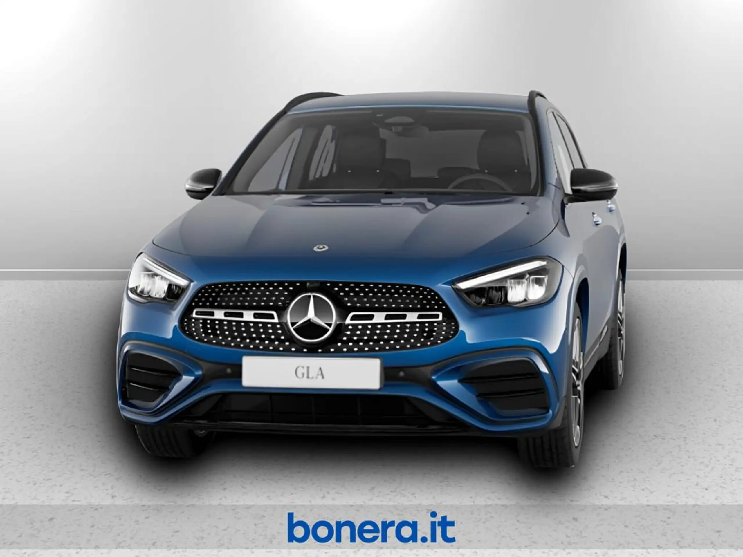 Mercedes-Benz GLA 180 2024