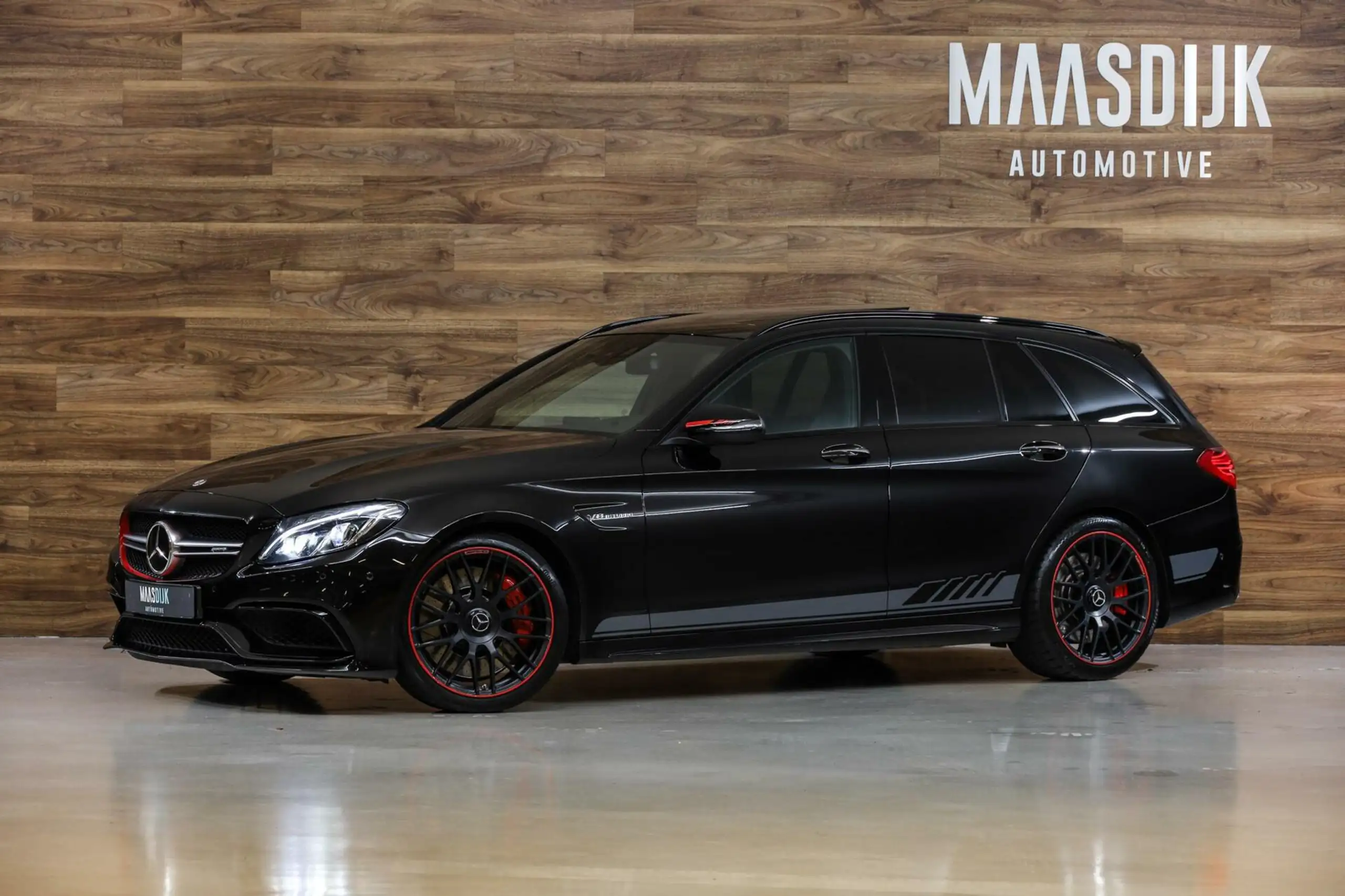 Mercedes-Benz - C 63 AMG