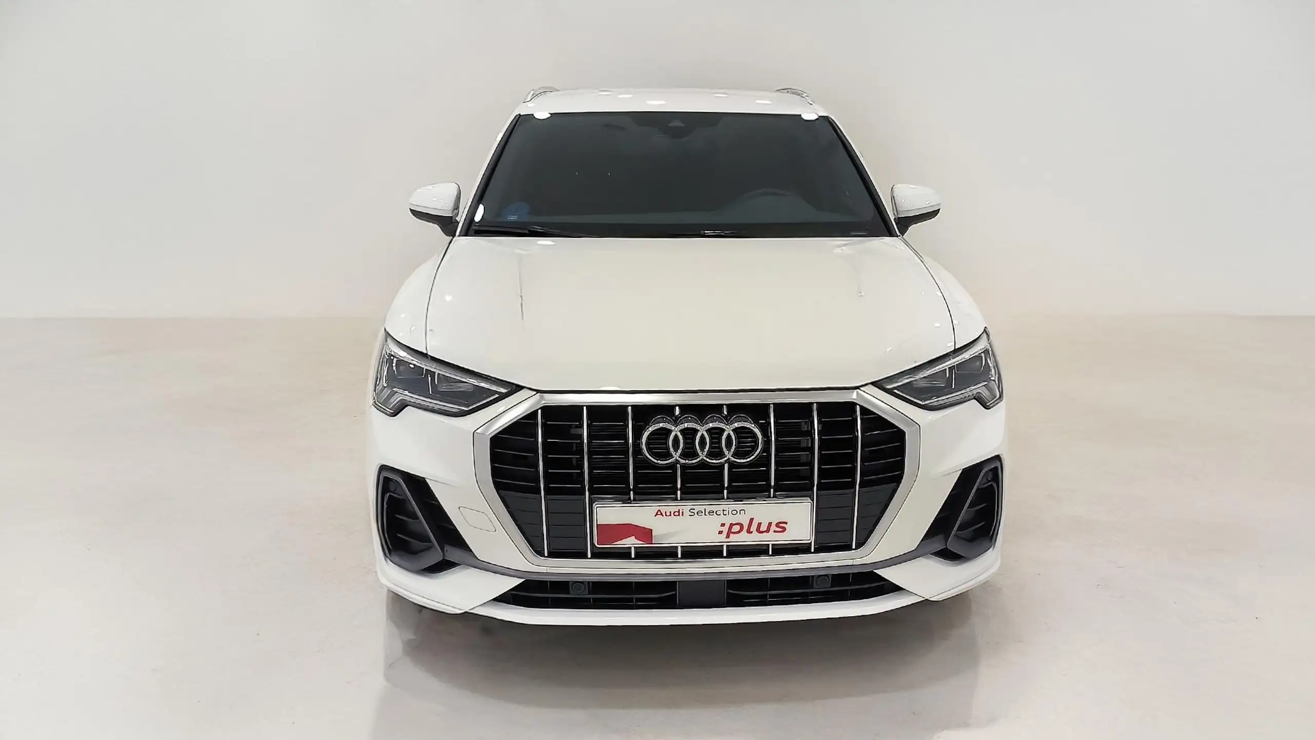 Audi - Q3