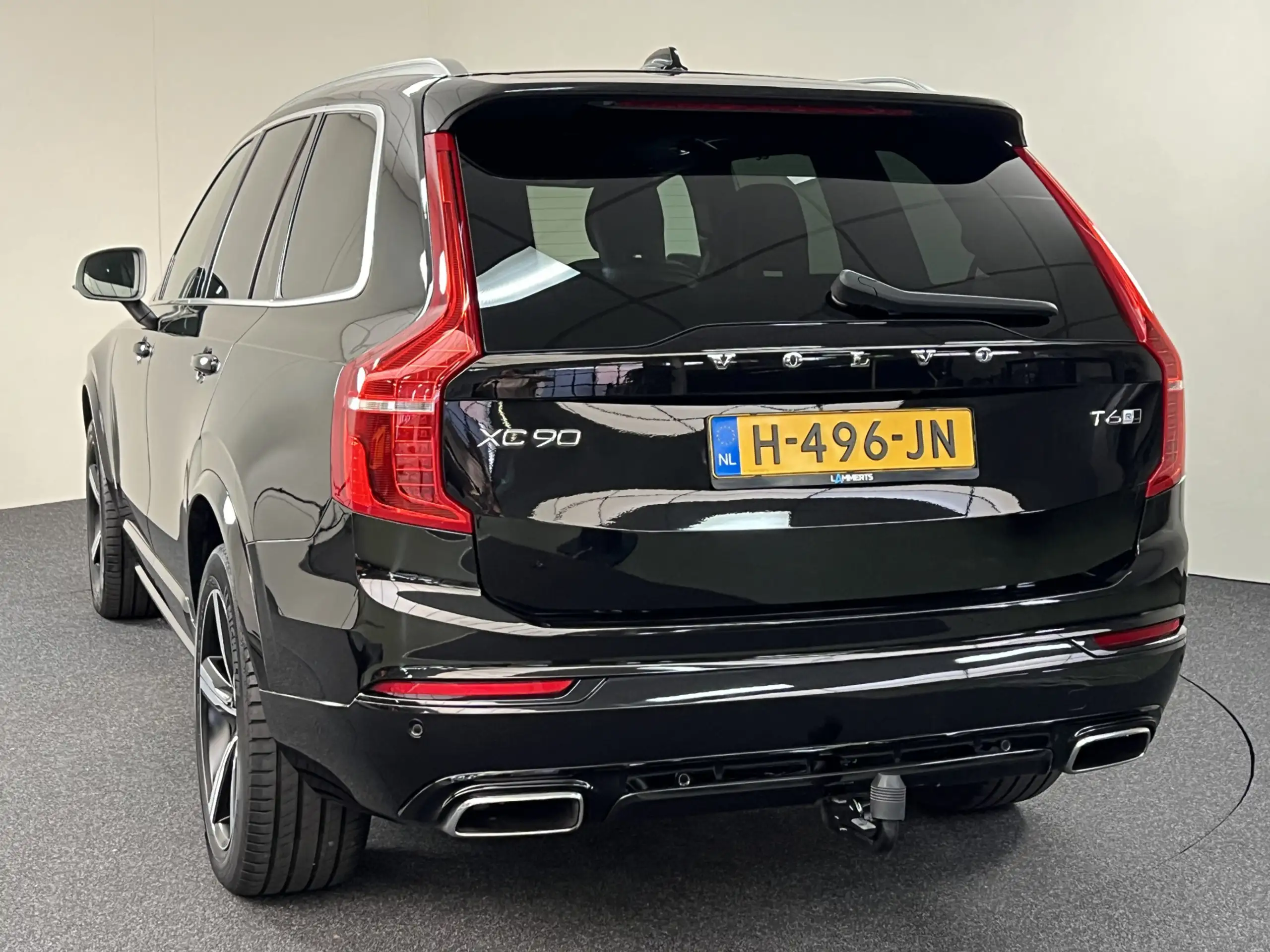 Volvo - XC90