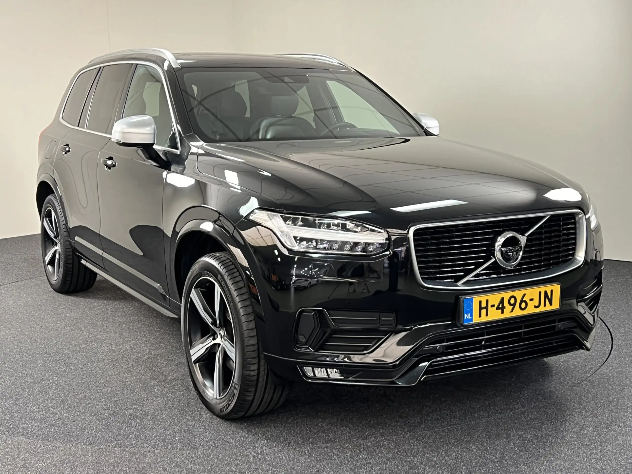 Volvo - XC90