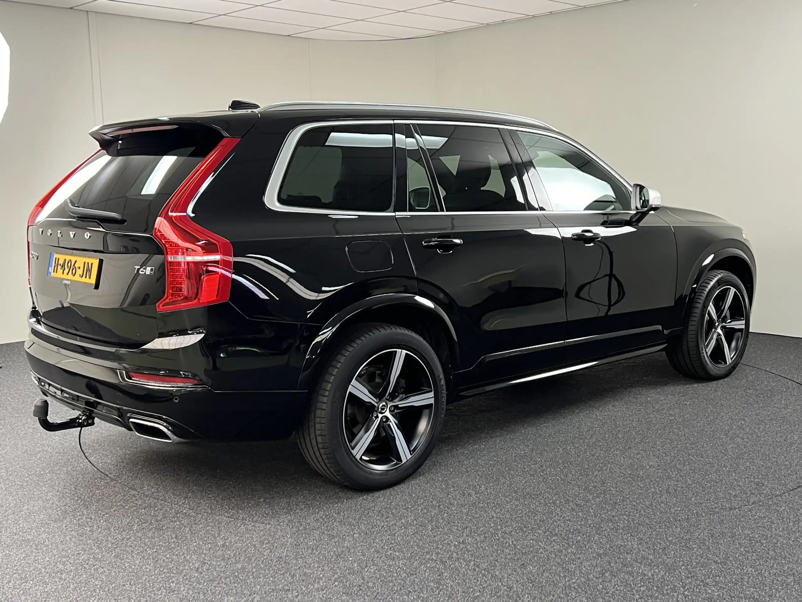 Volvo - XC90