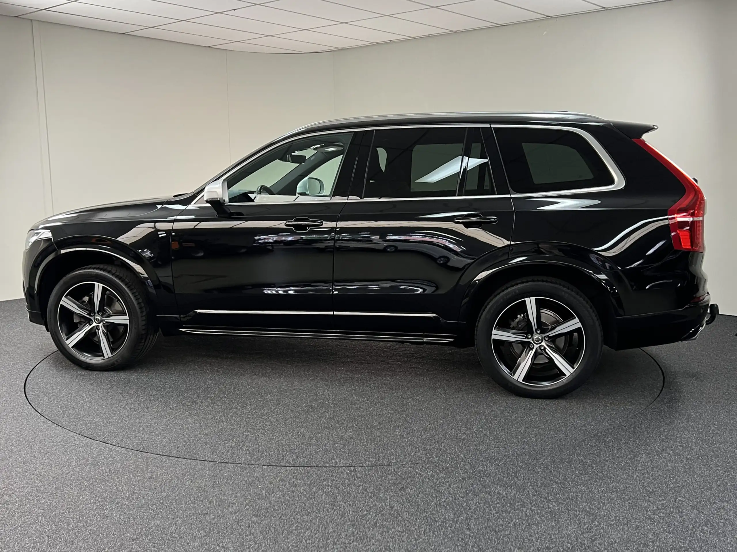 Volvo - XC90