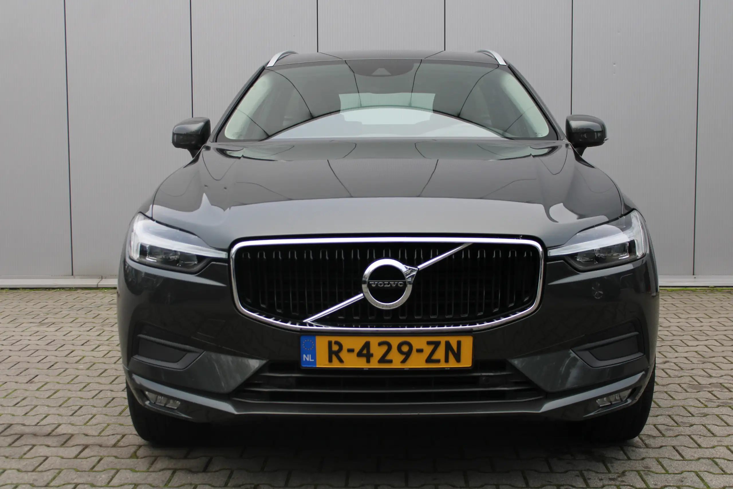 Volvo - XC60