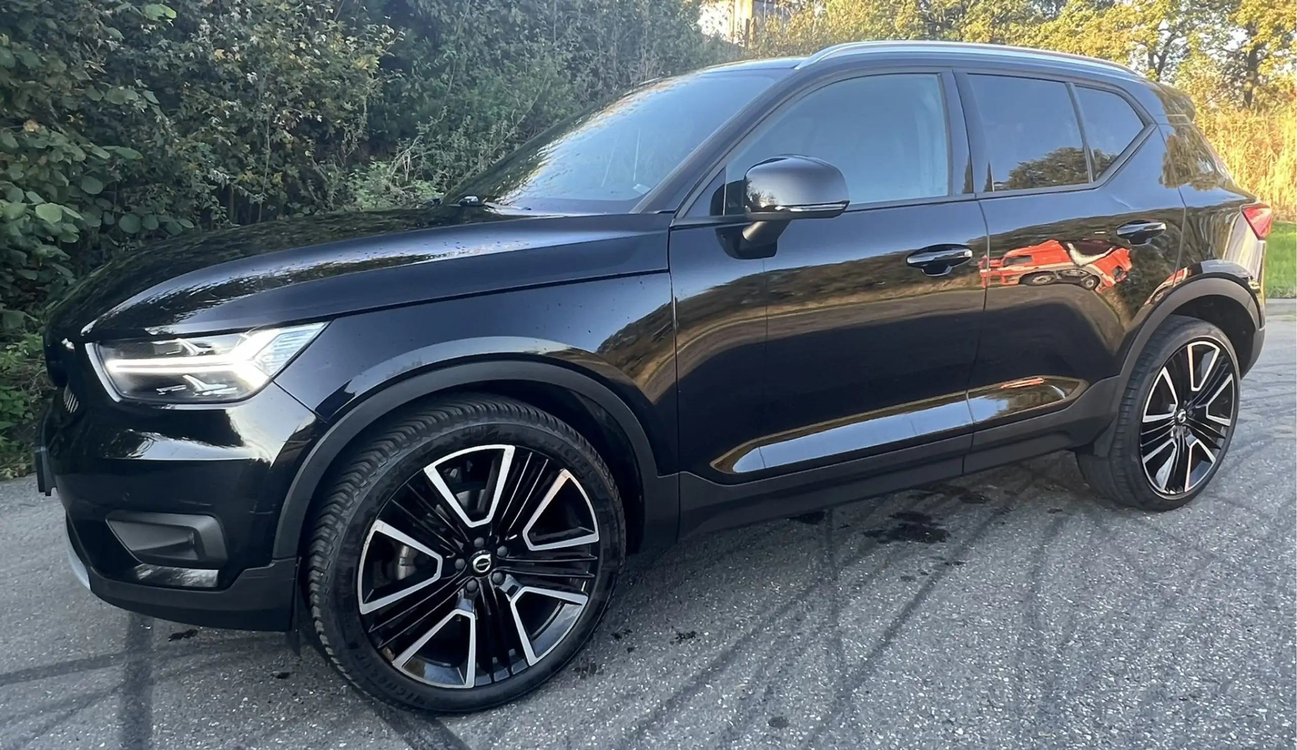 Volvo - XC40