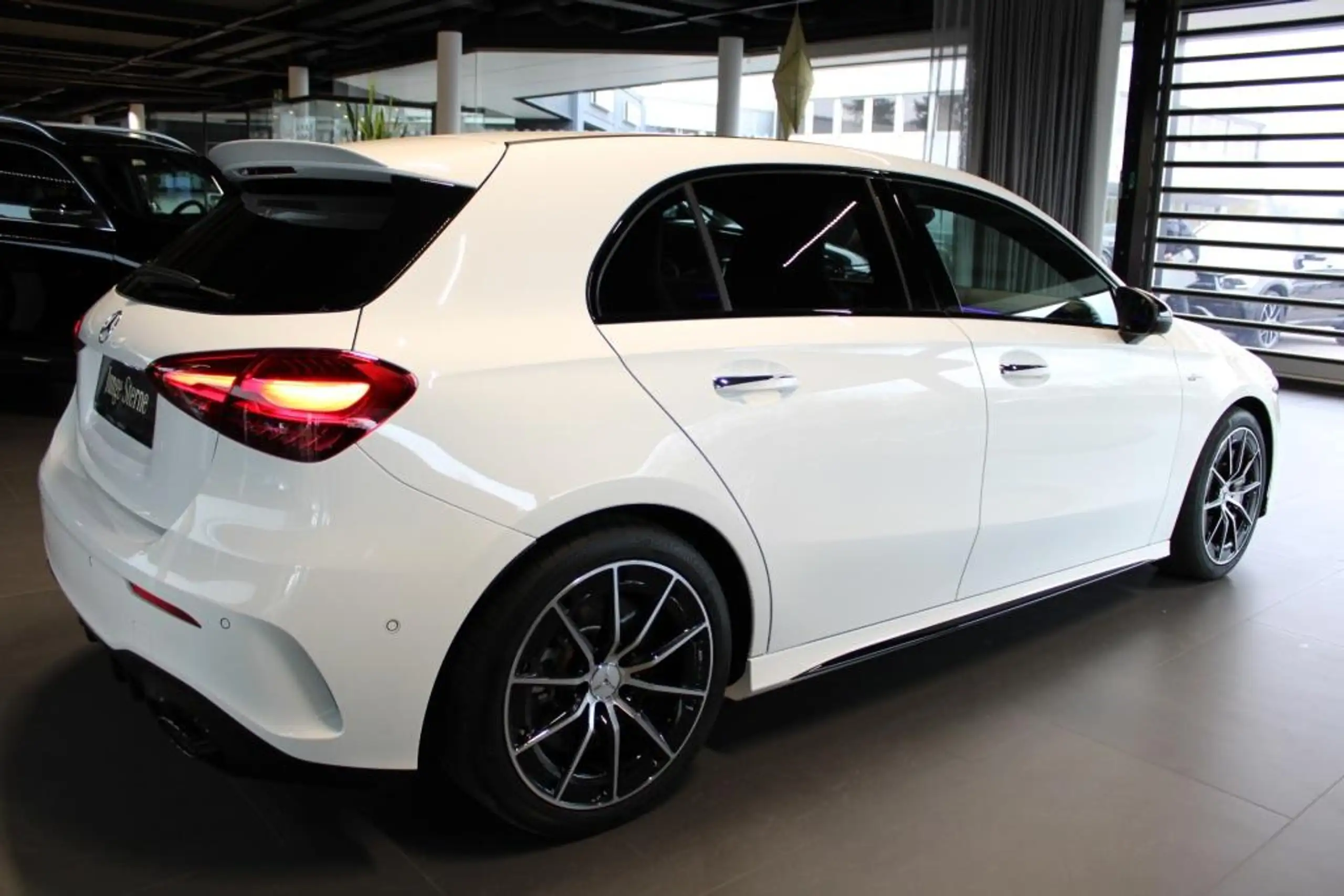 Mercedes-Benz - A 35 AMG