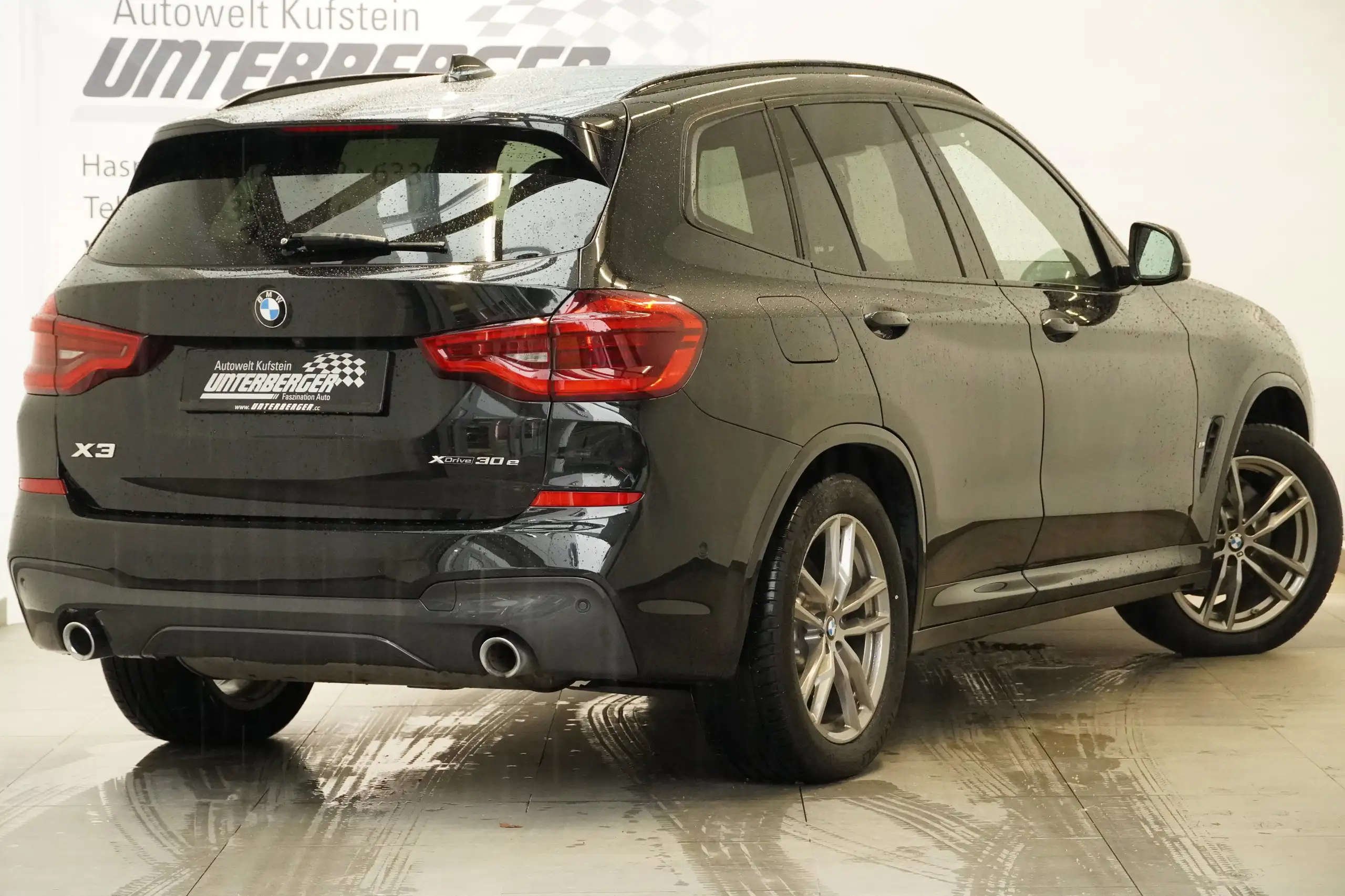 BMW - X3