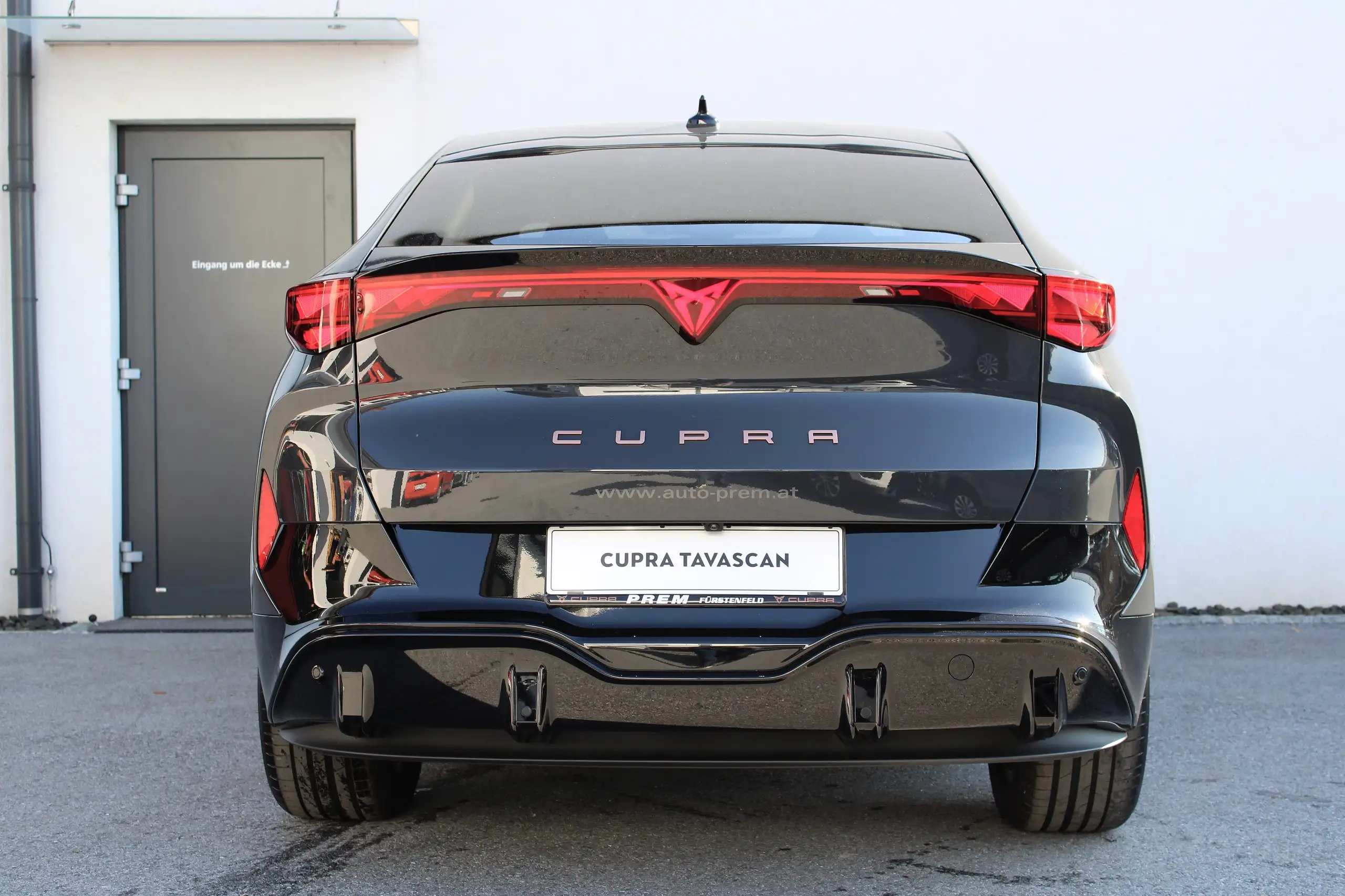 CUPRA - Tavascan