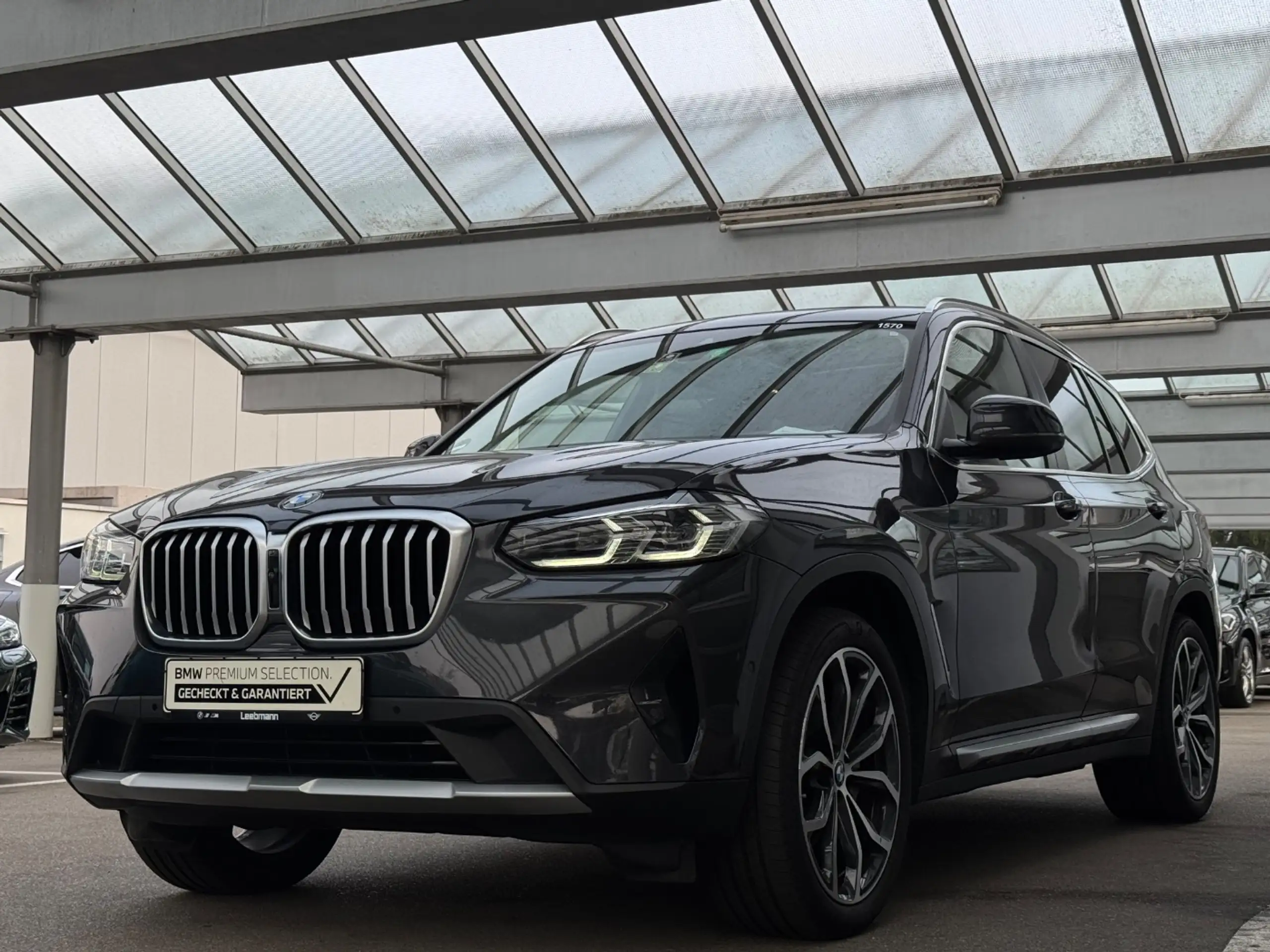 BMW - X3