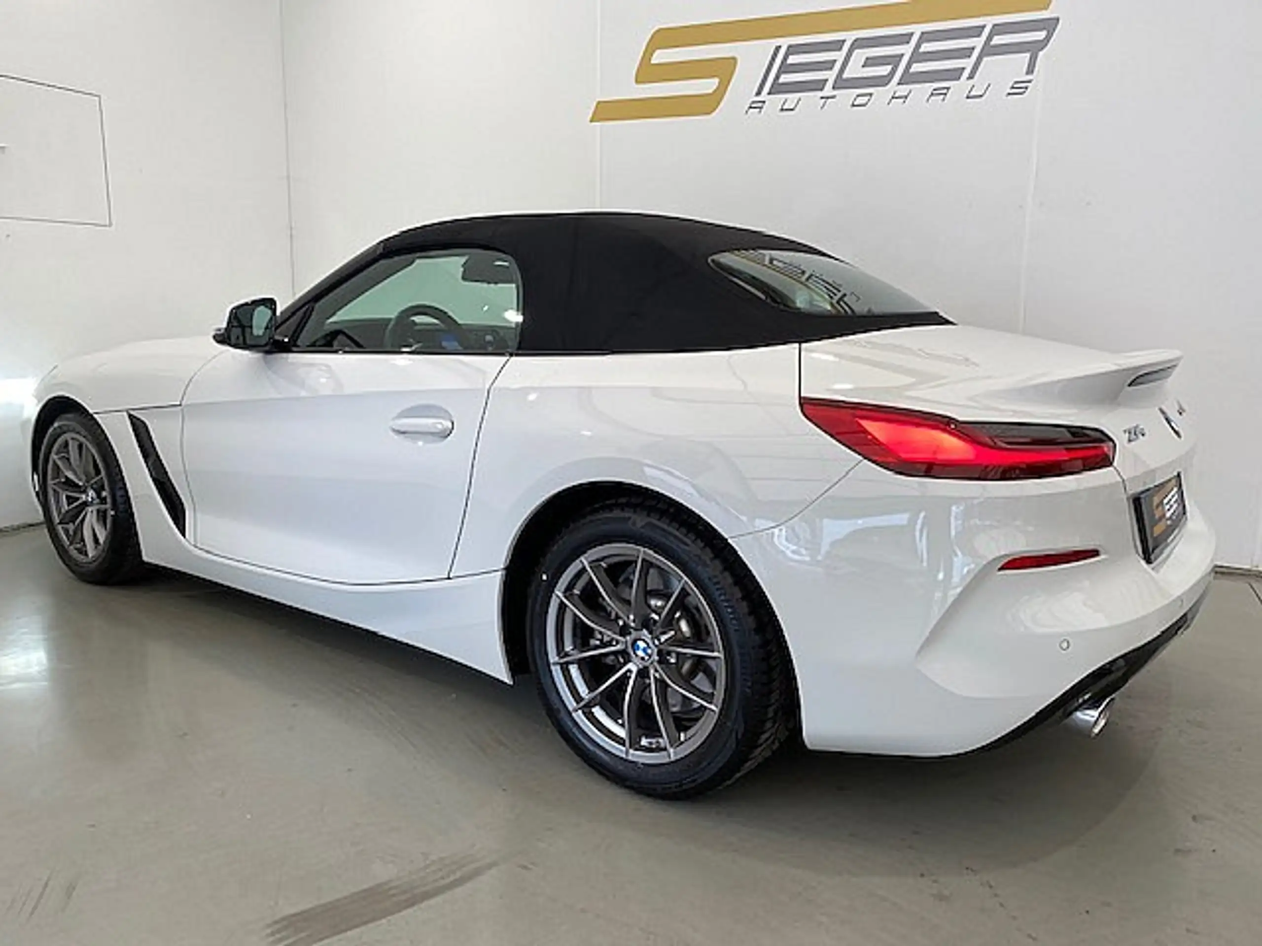 BMW - Z4