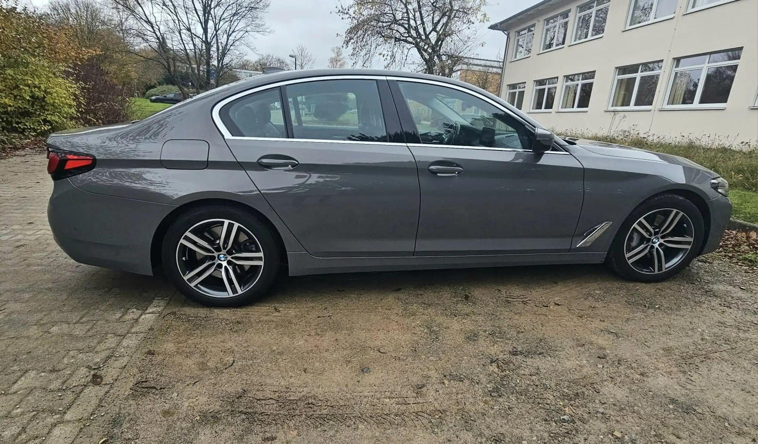 BMW - 540