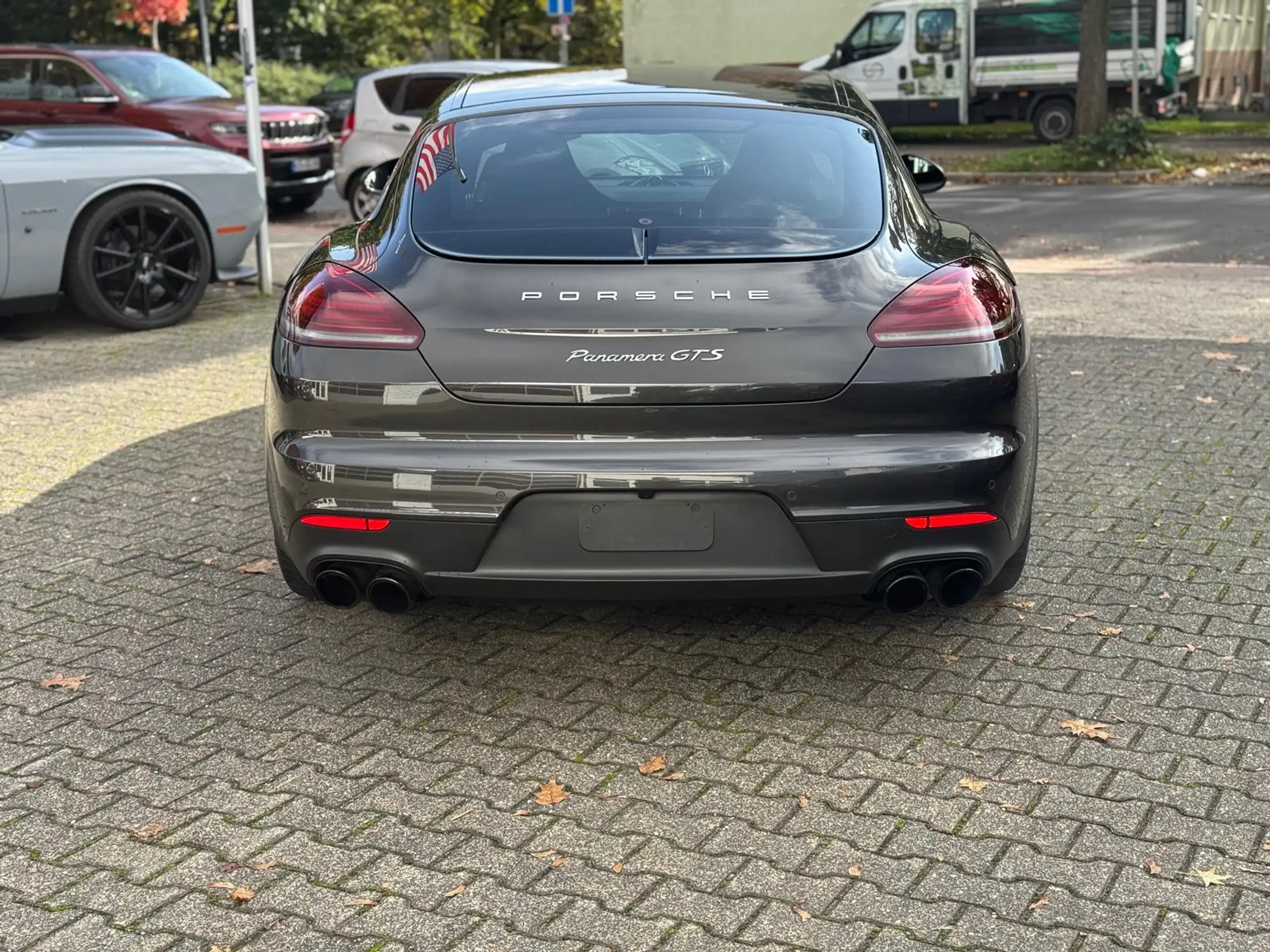 Porsche - Panamera