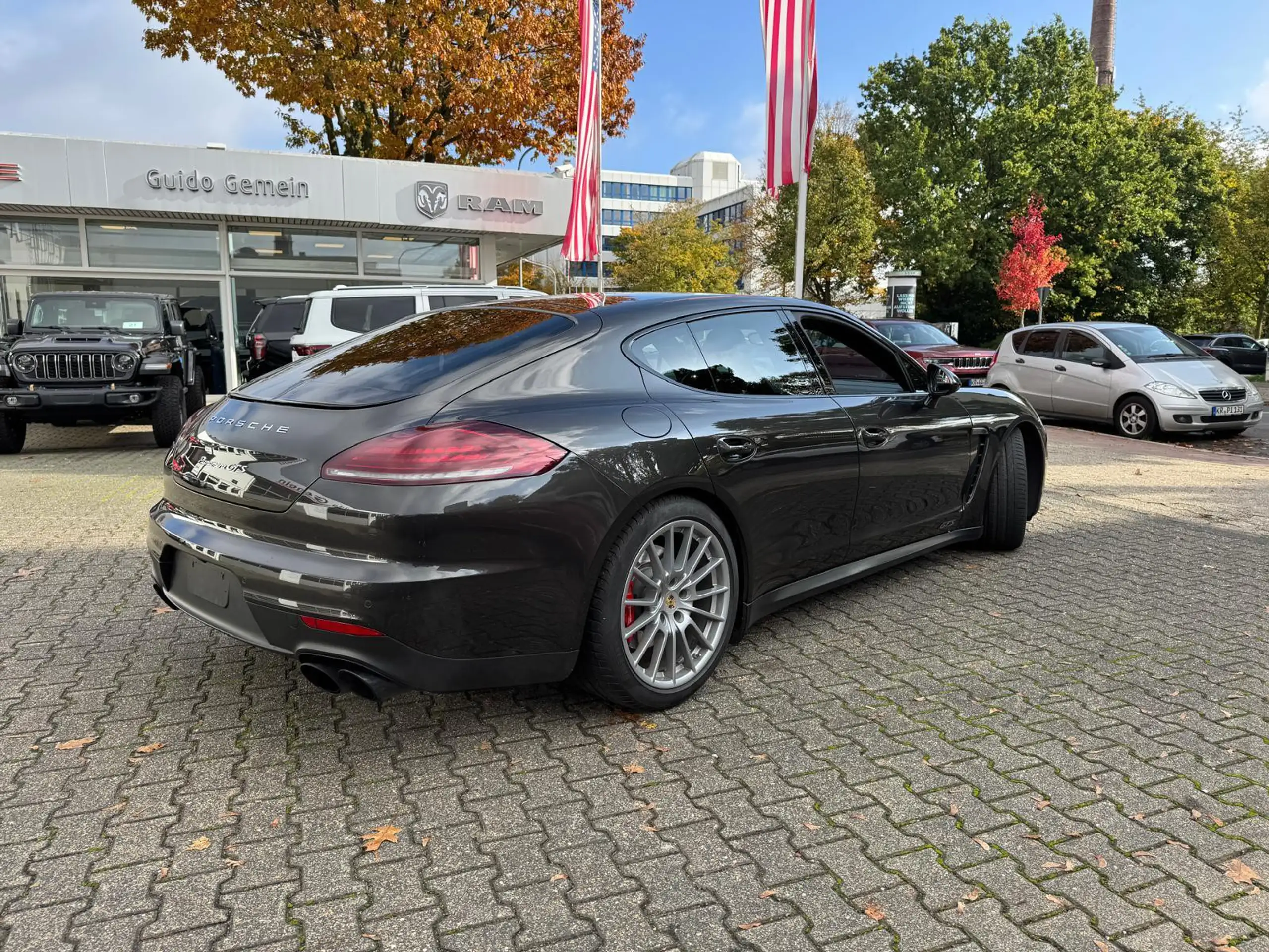 Porsche - Panamera