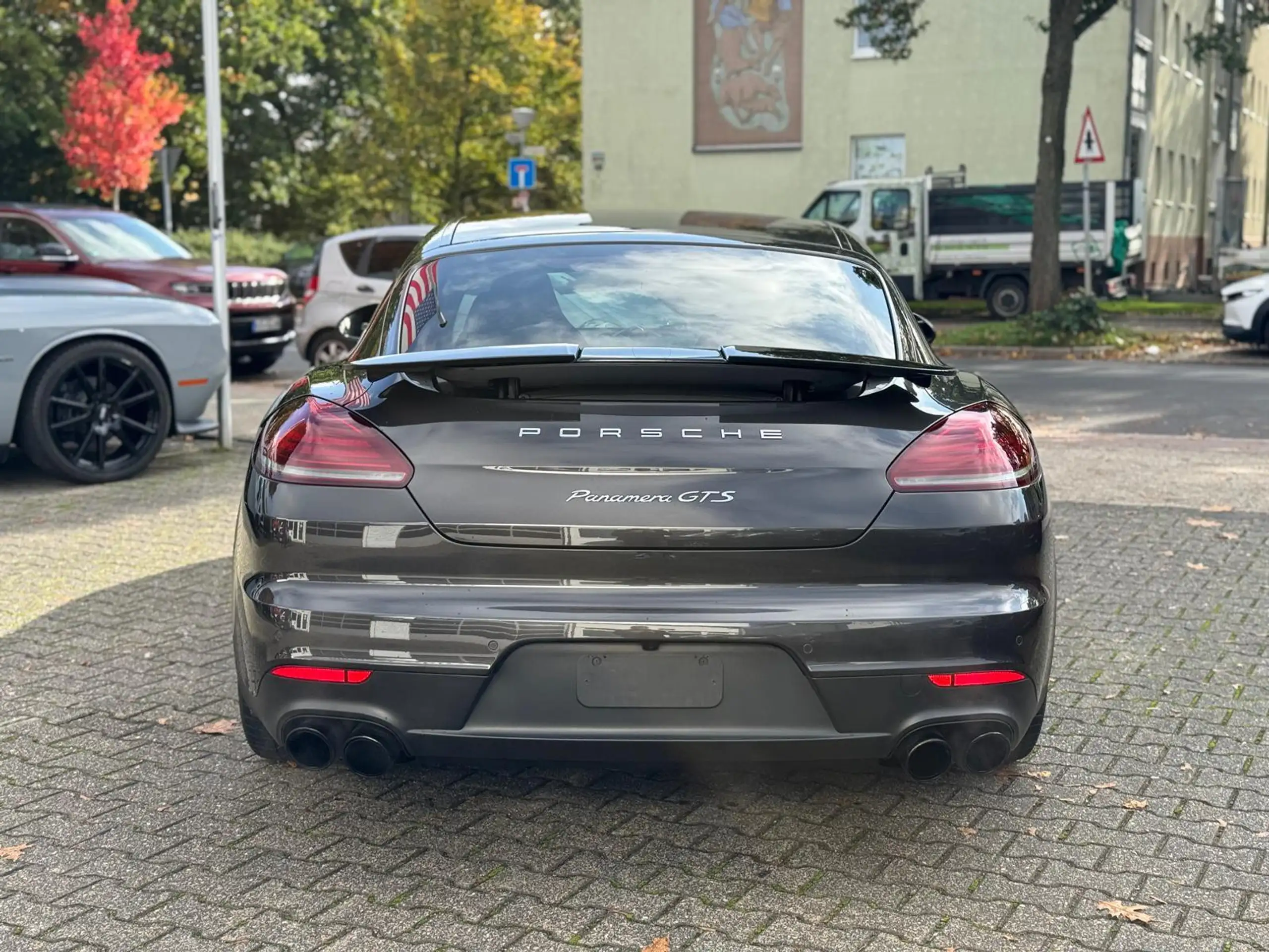 Porsche - Panamera