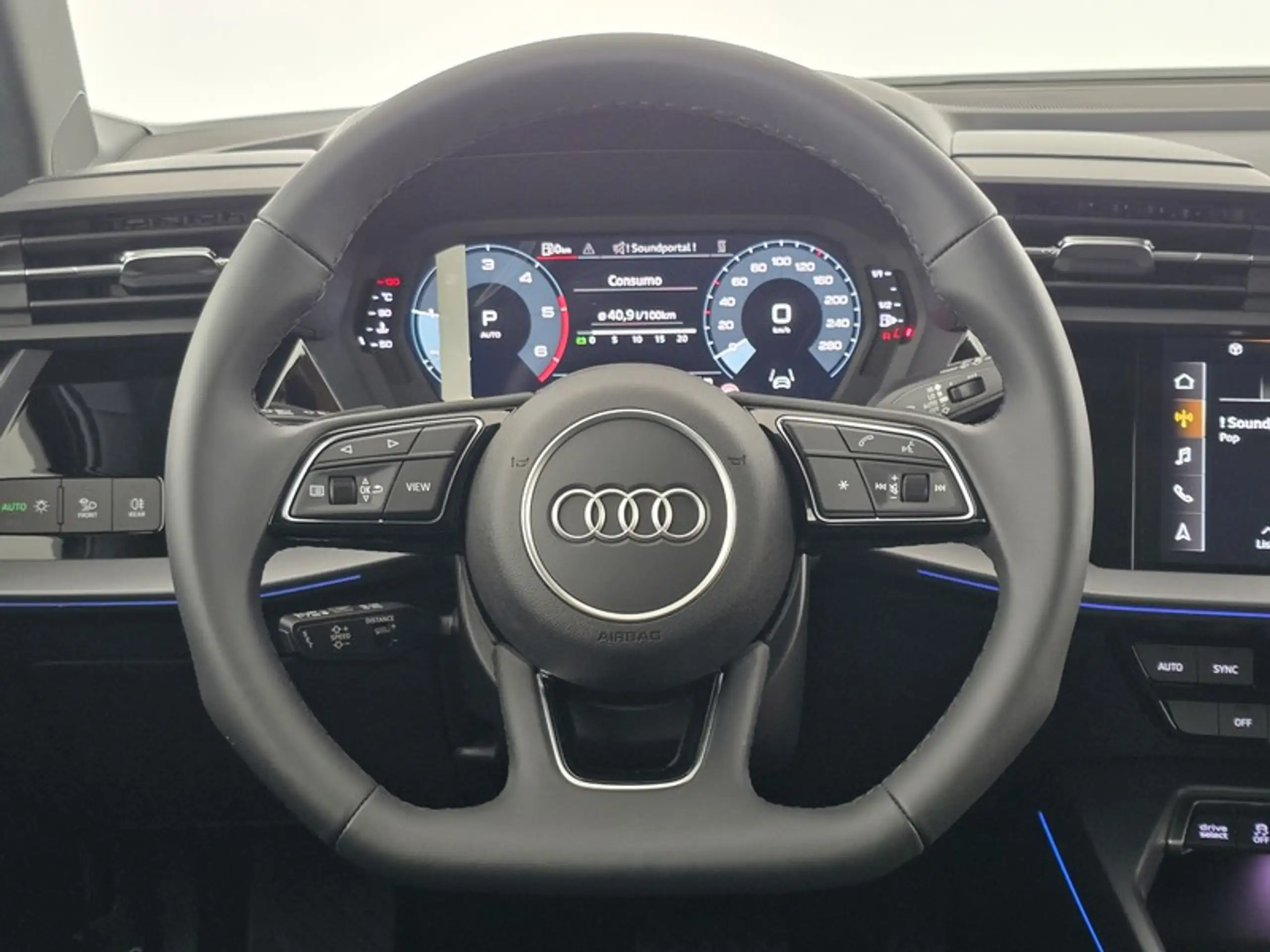 Audi - A3