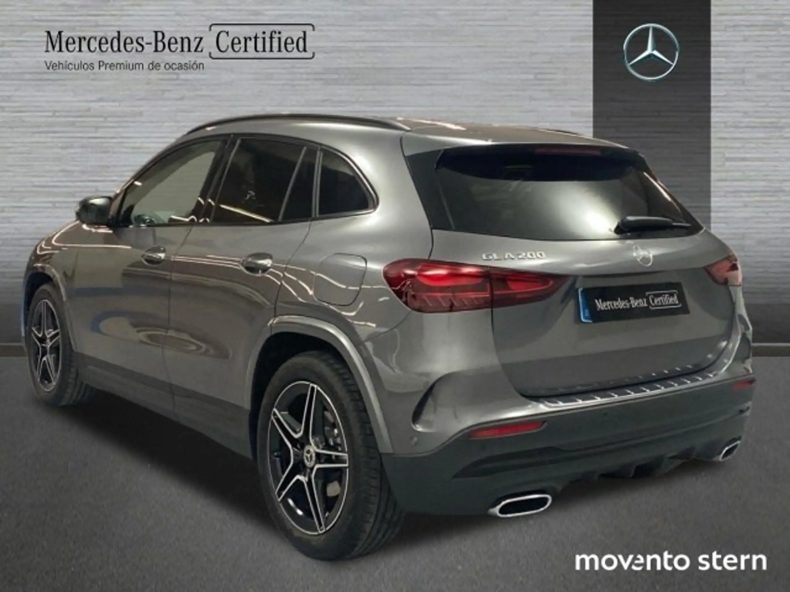 Mercedes-Benz - GLA 200