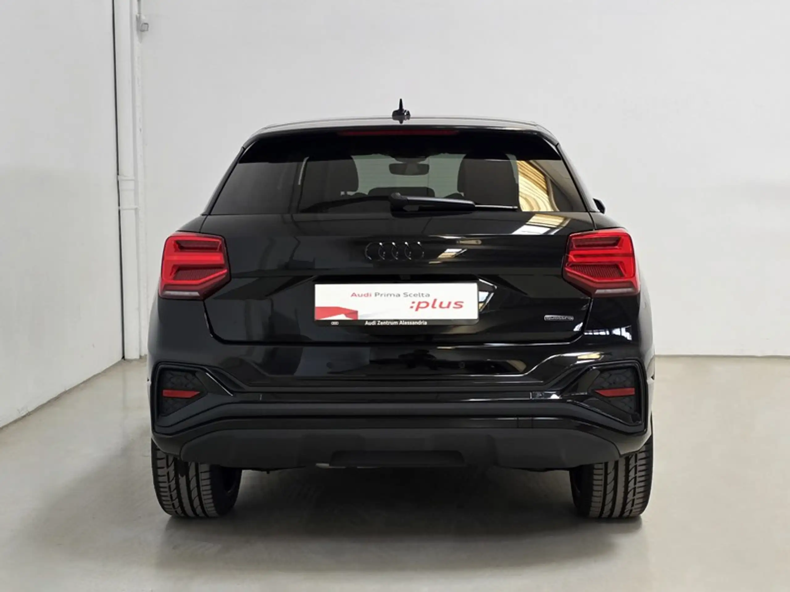 Audi - Q2