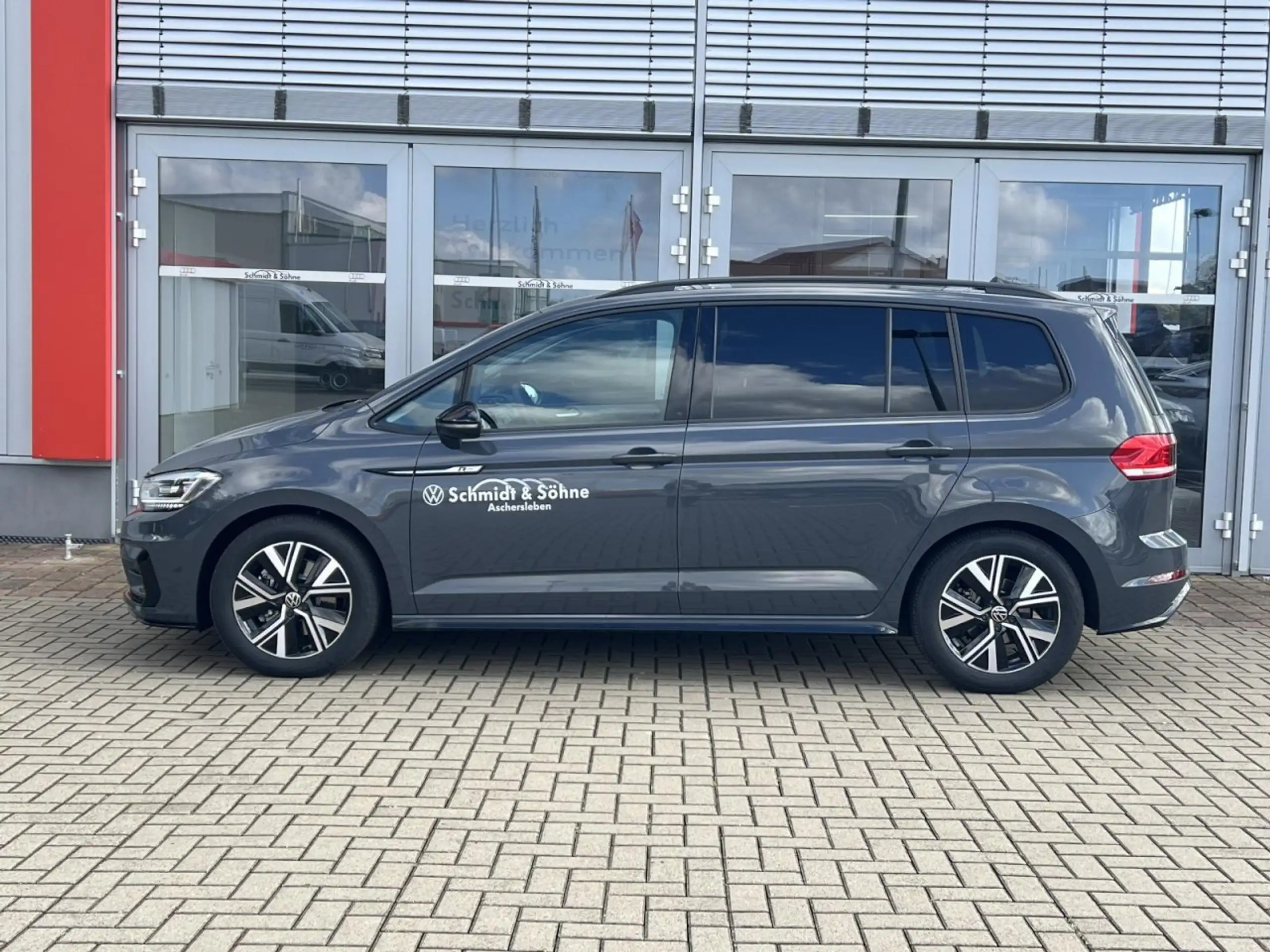 Volkswagen - Touran