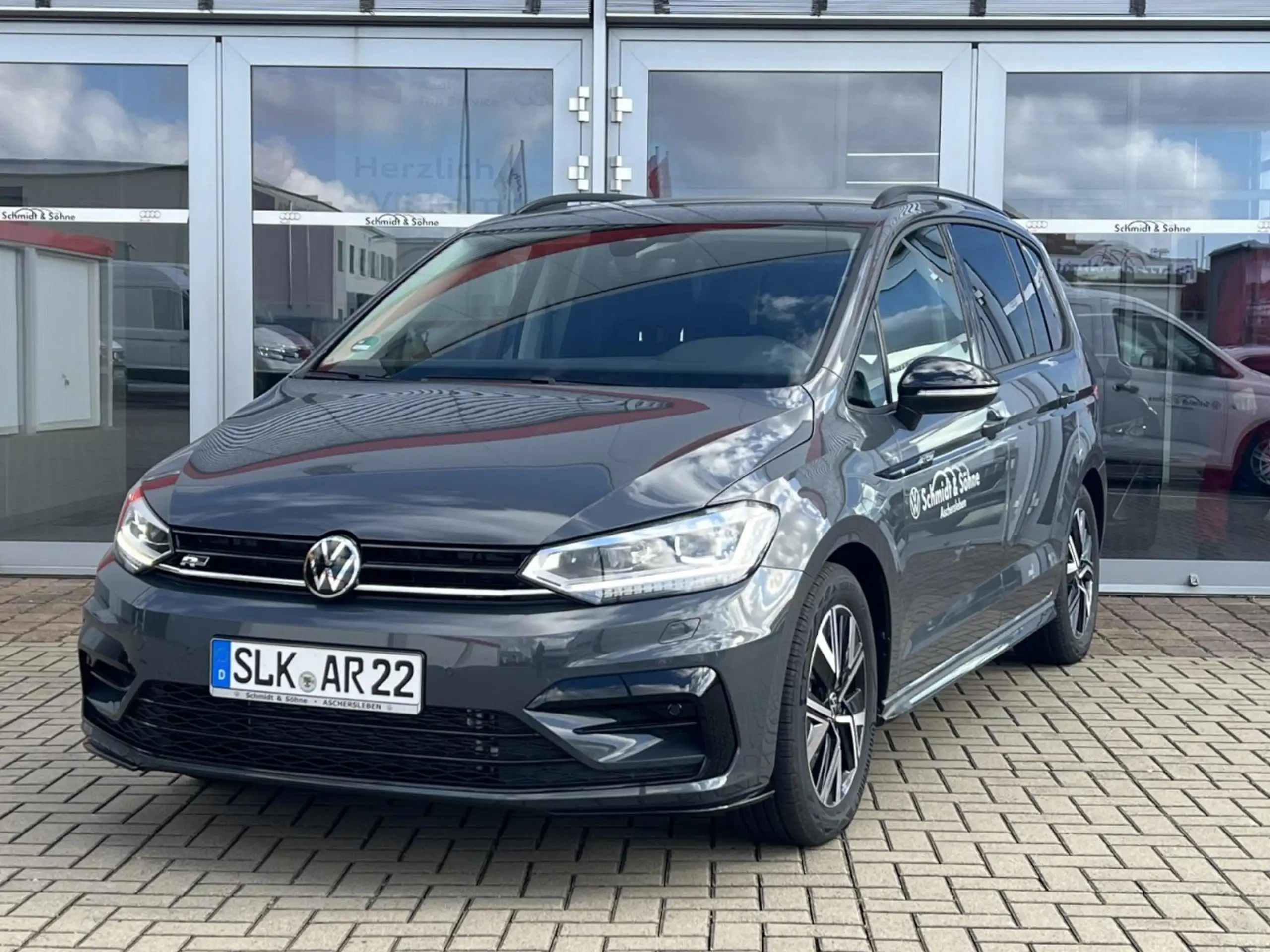 Volkswagen - Touran