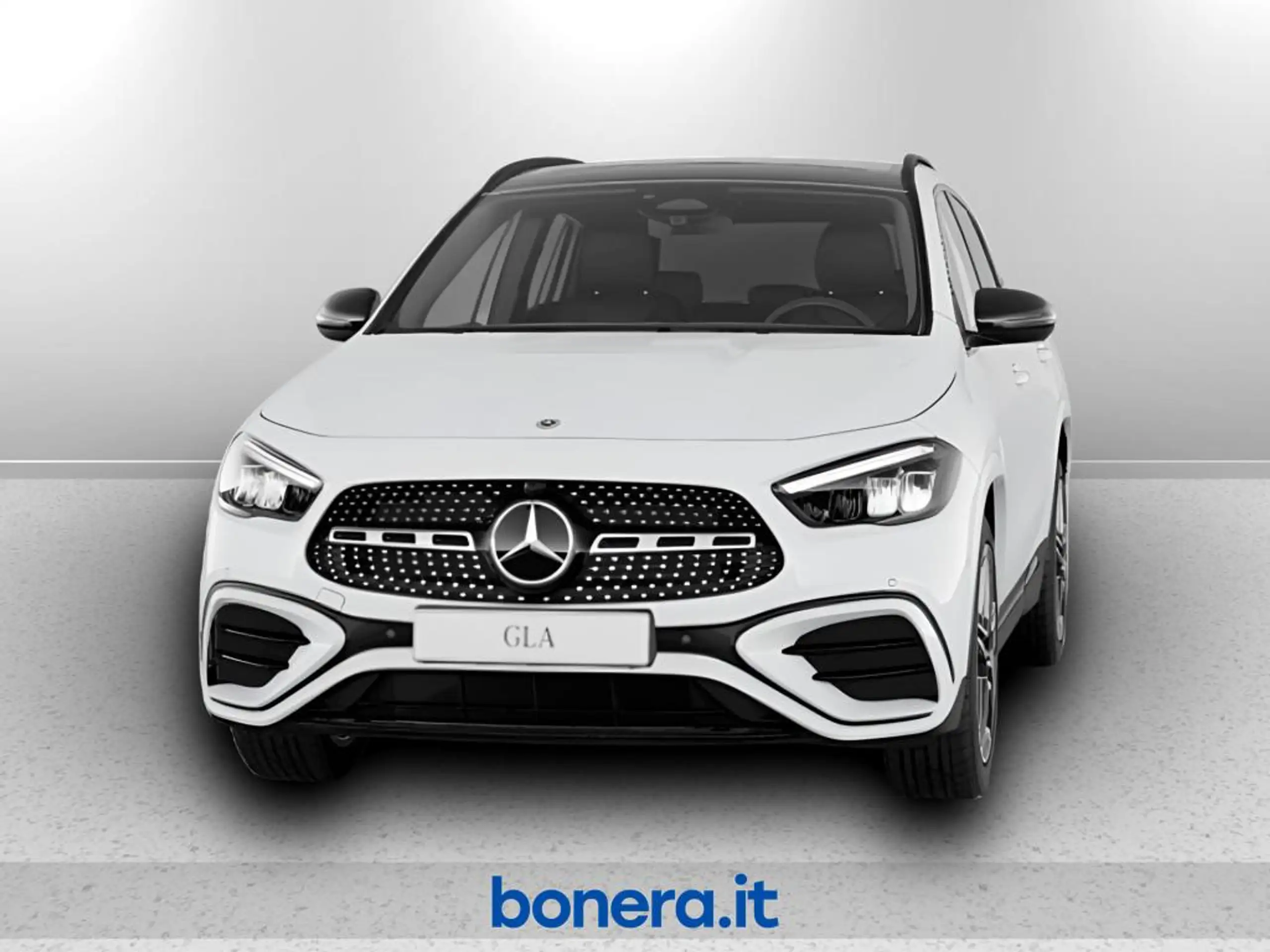 Mercedes-Benz - GLA 180