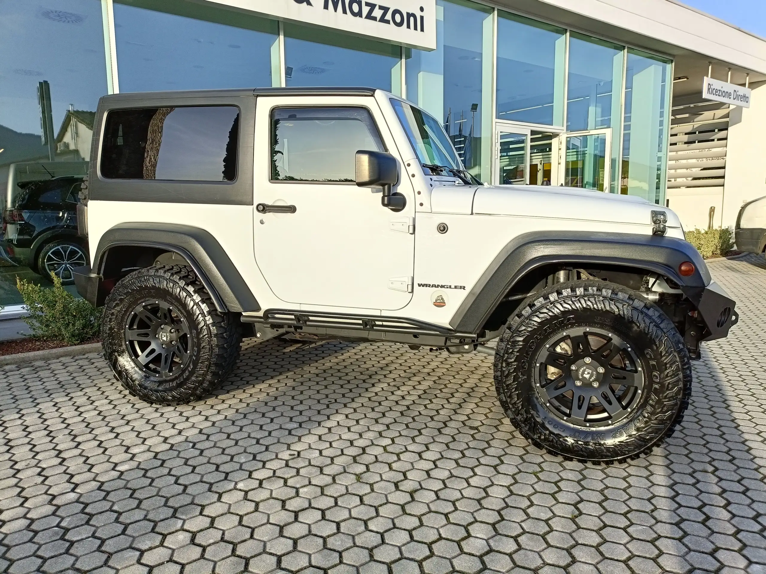 Jeep - Wrangler