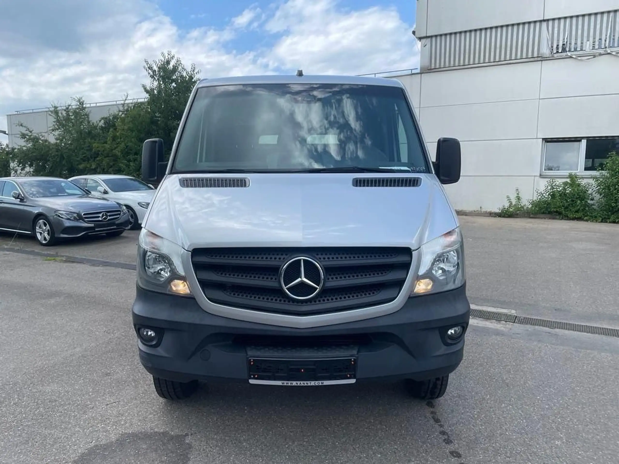 Mercedes-Benz - Sprinter