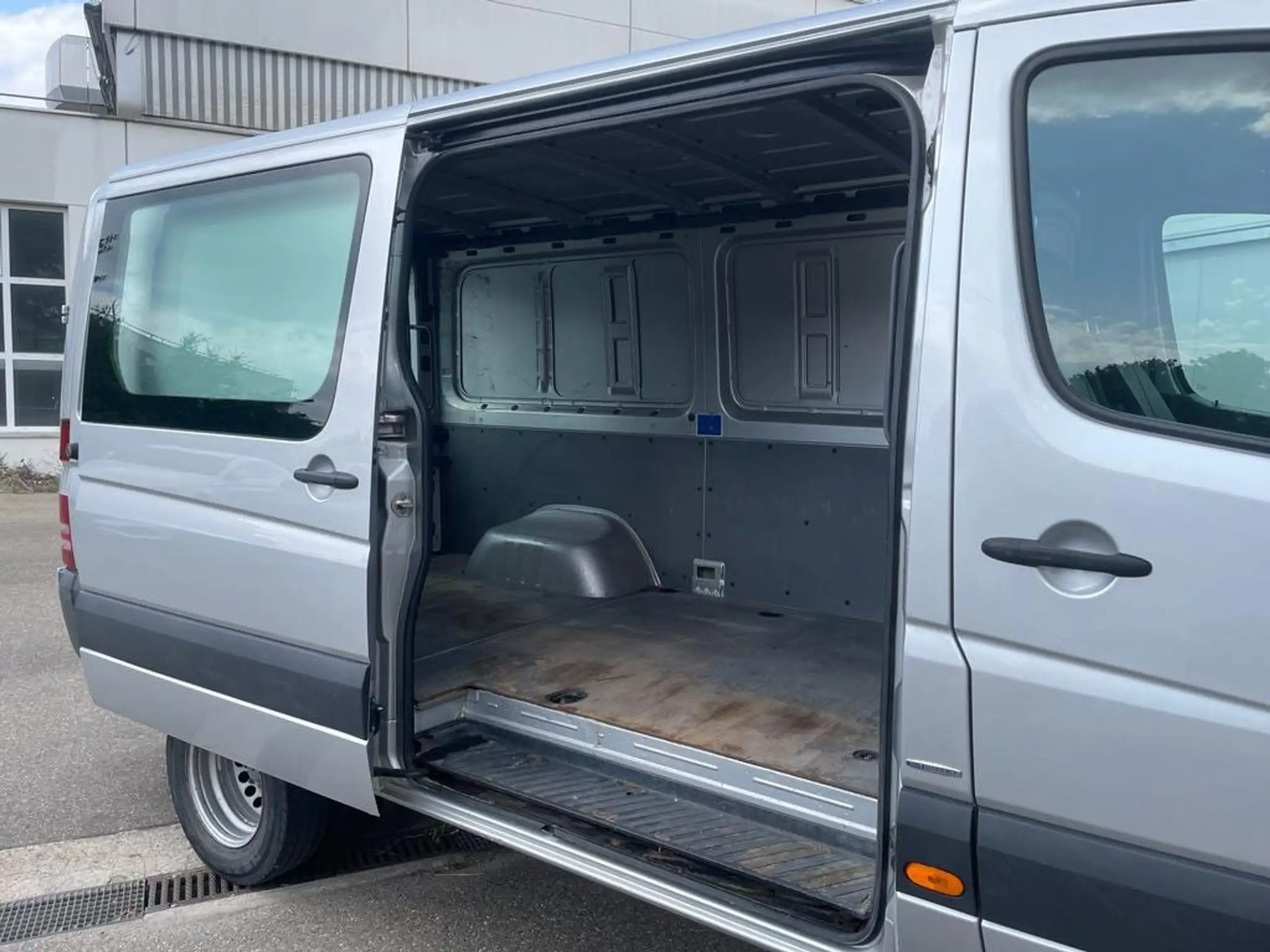 Mercedes-Benz - Sprinter