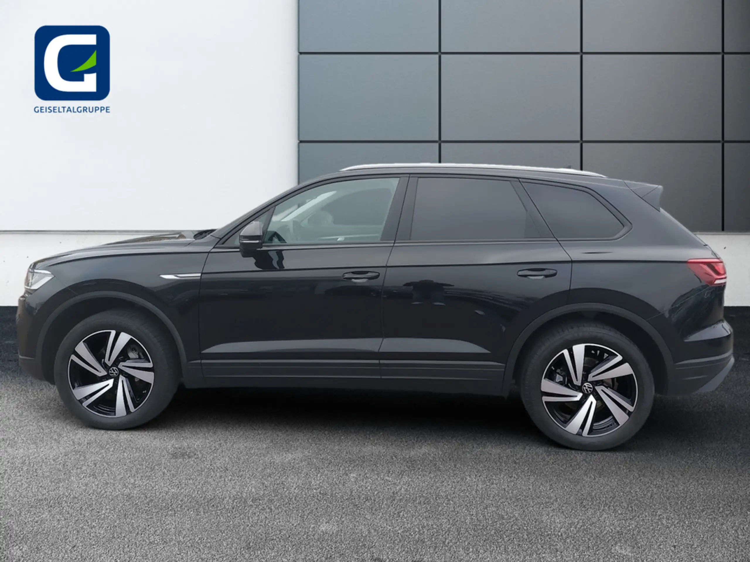 Volkswagen - Touareg