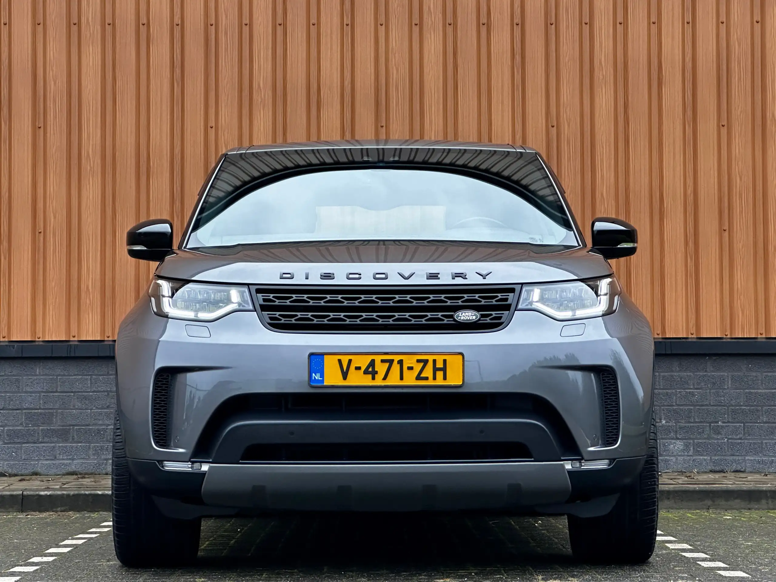 Land Rover - Discovery