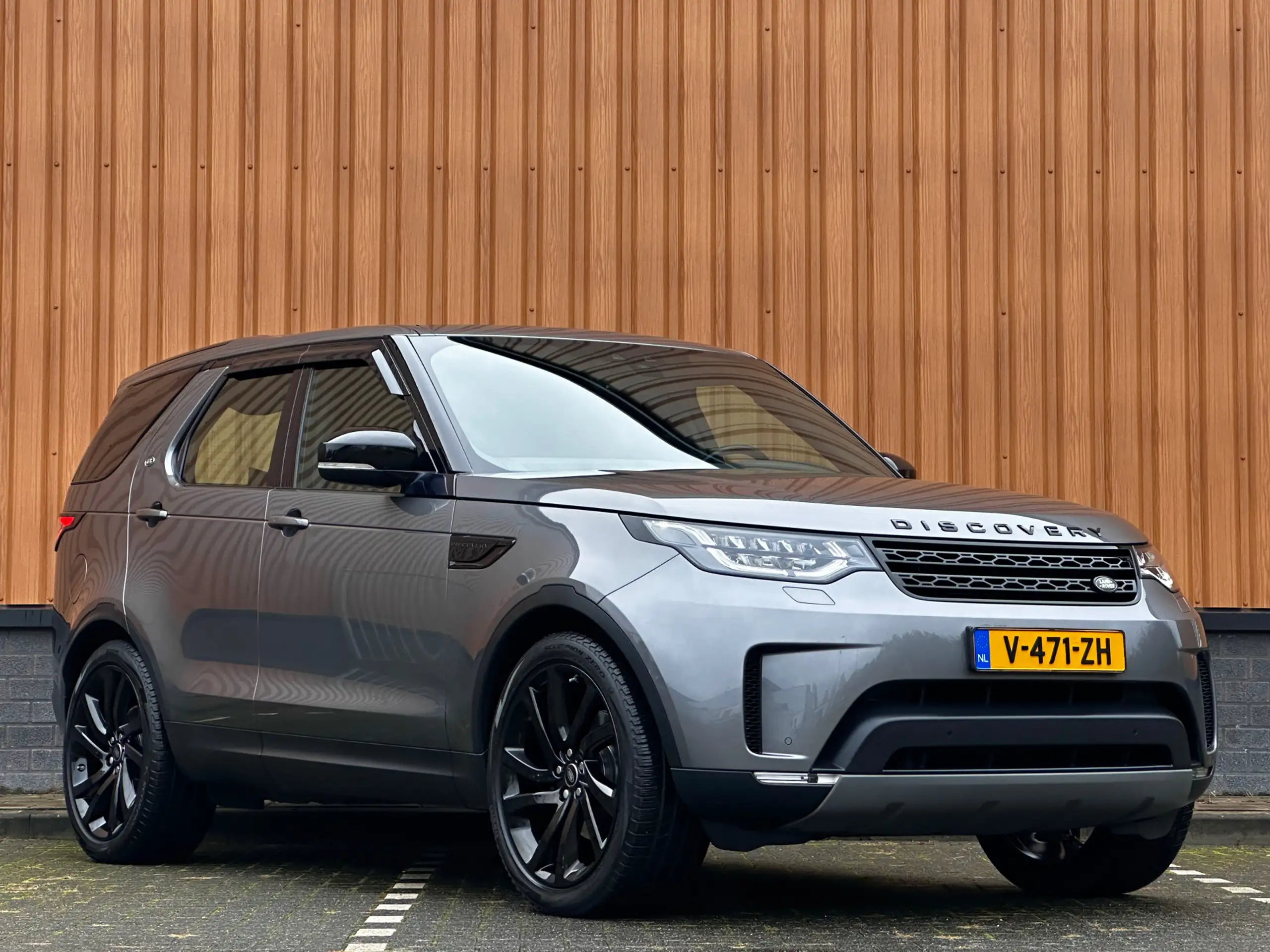 Land Rover - Discovery