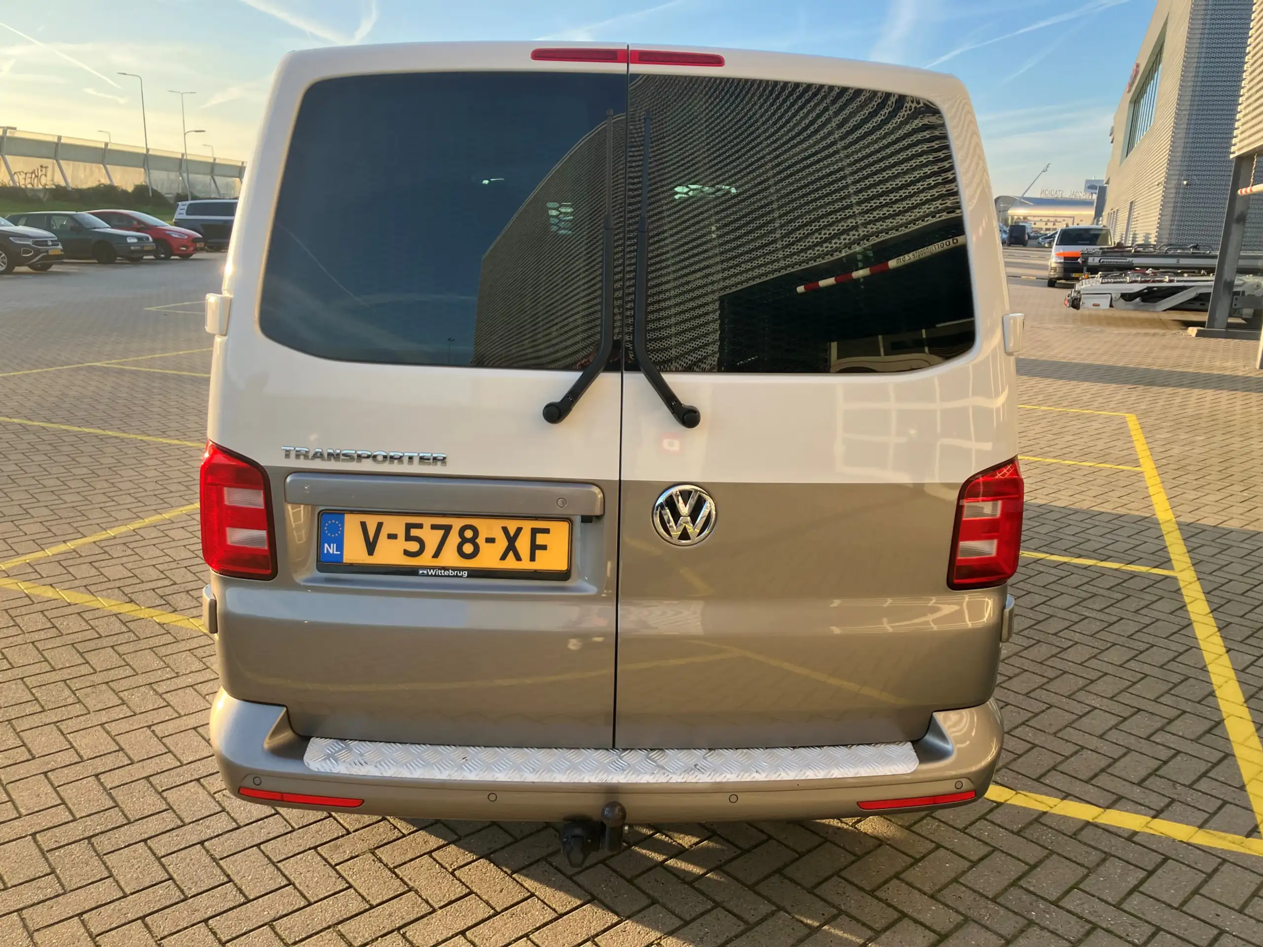 Volkswagen - T6 Transporter