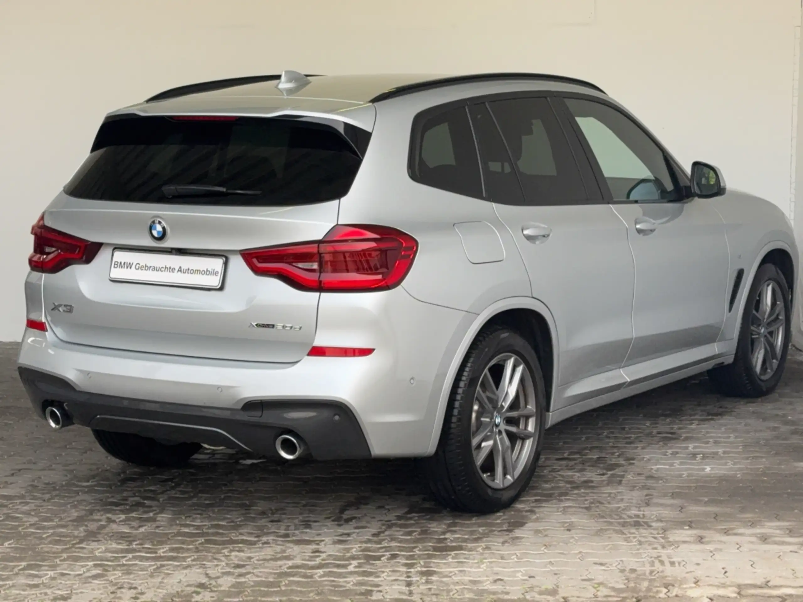 BMW - X3