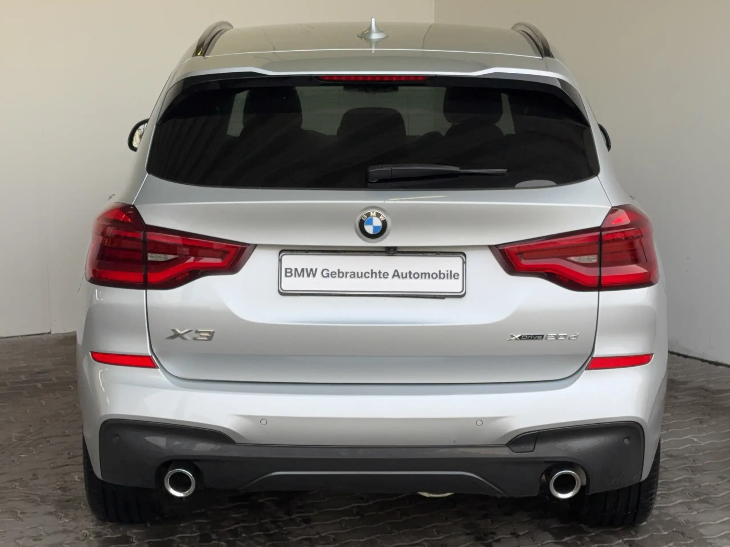 BMW - X3