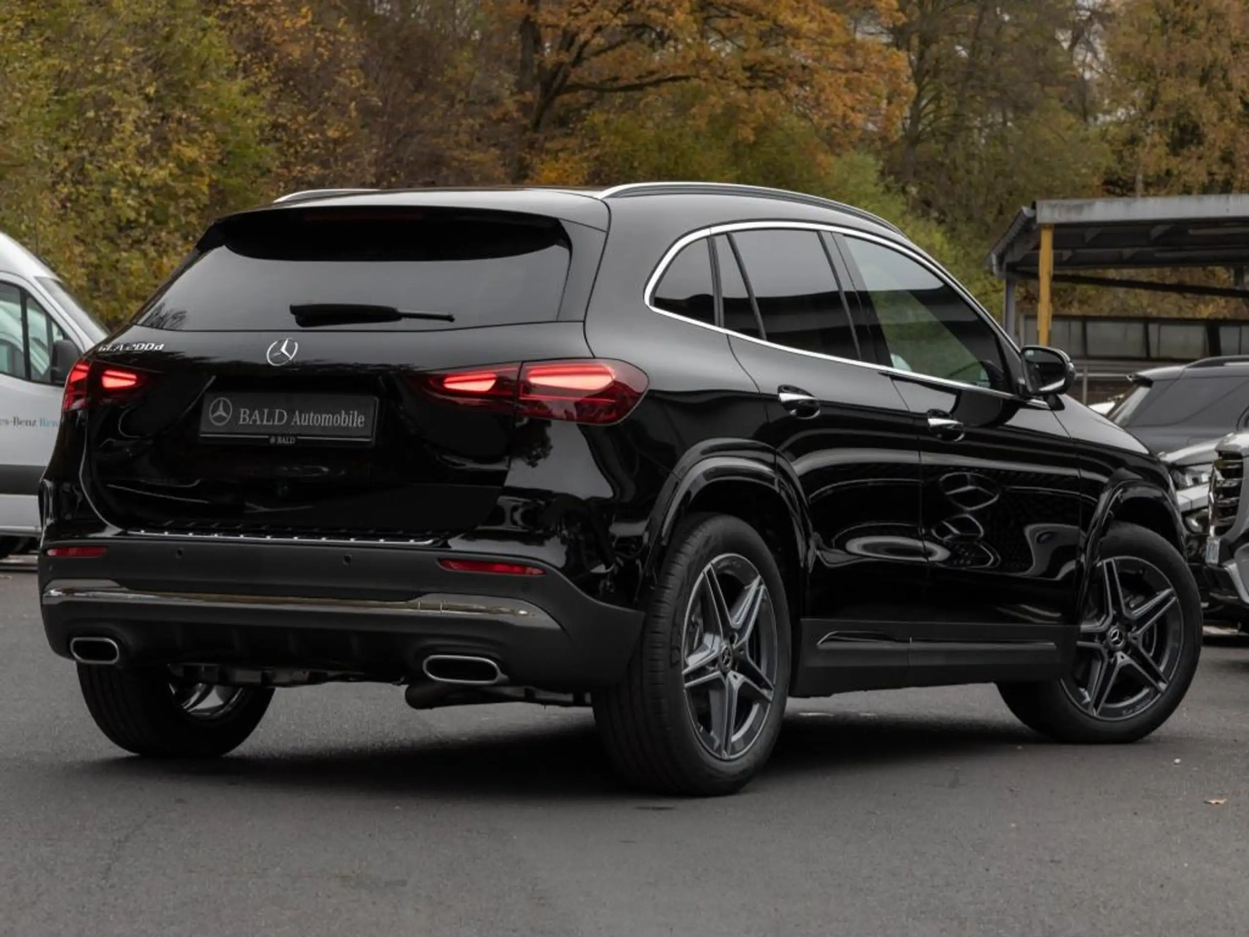 Mercedes-Benz - GLA 200