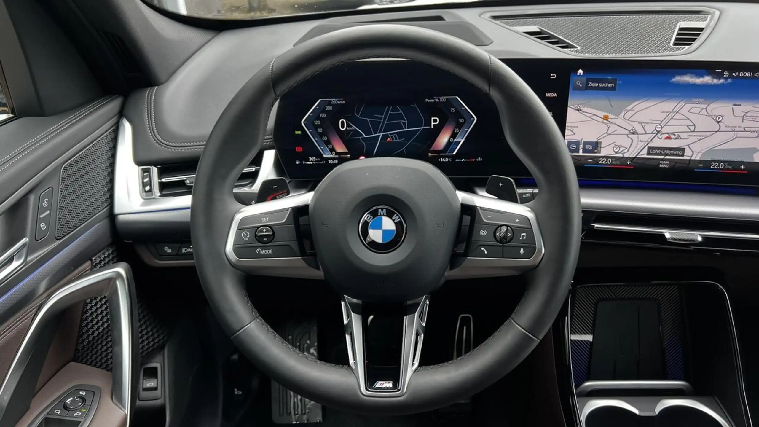 BMW - X1